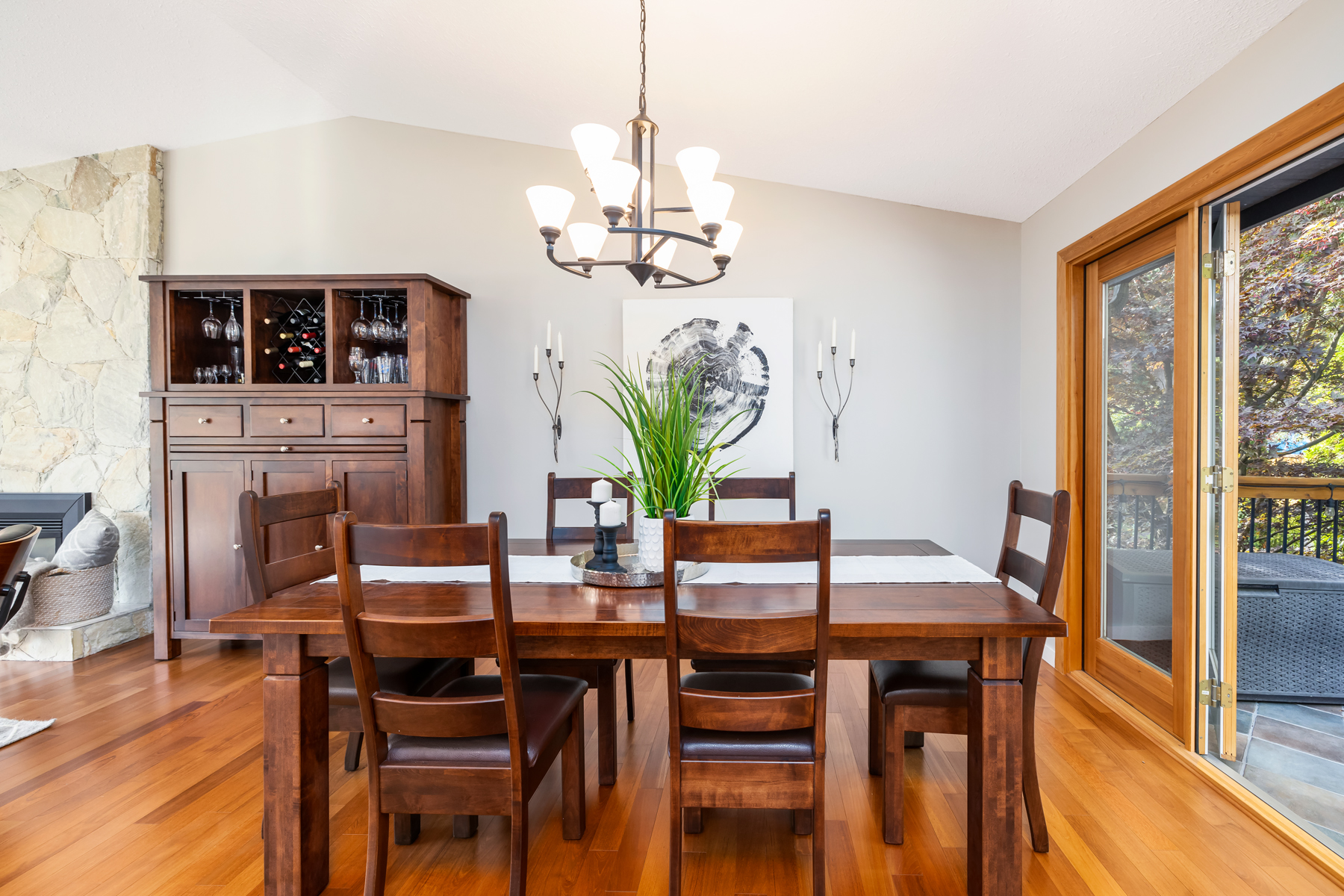 2271 Ennerdale Road, North Vancouver 16