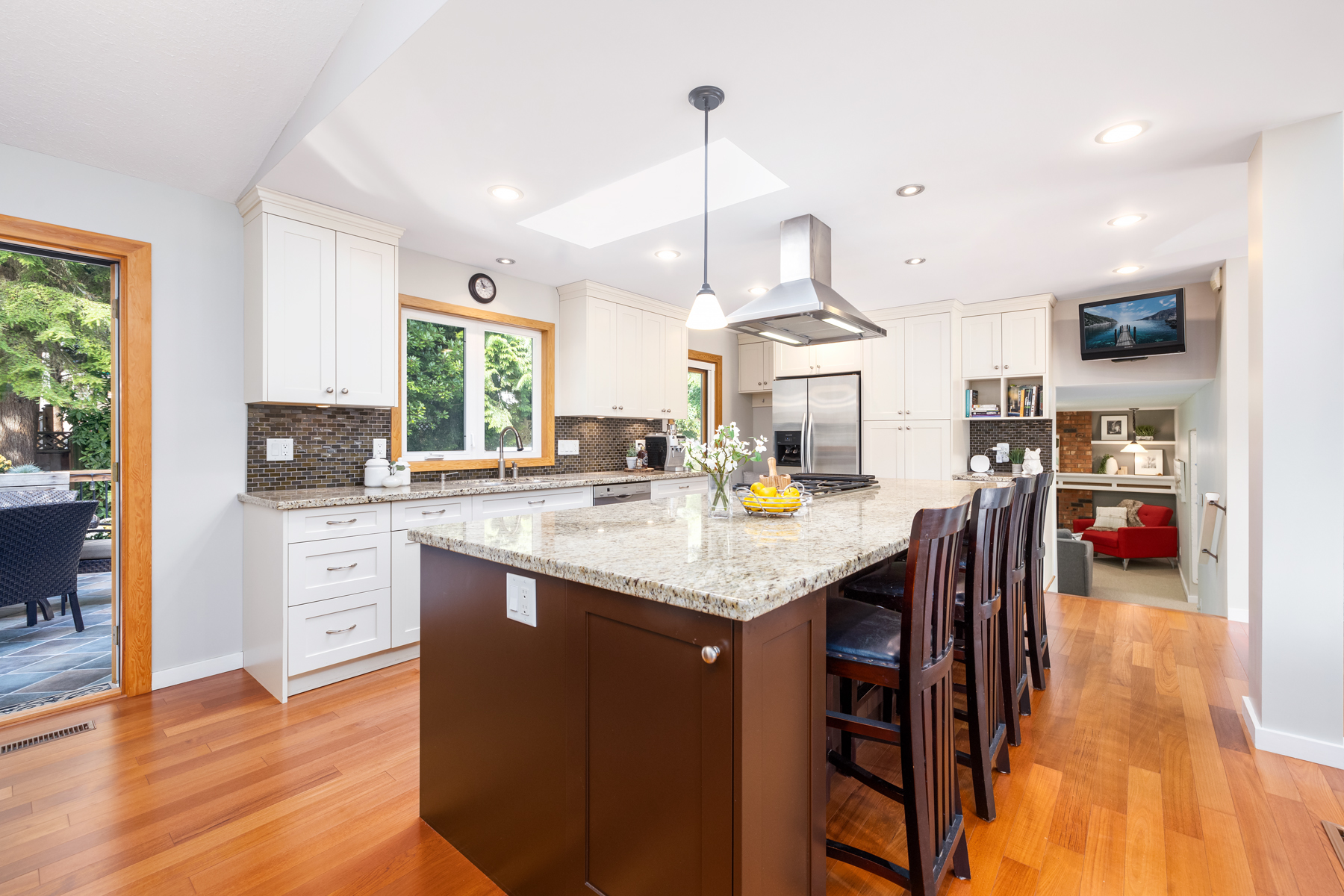 2271 Ennerdale Road, North Vancouver 12
