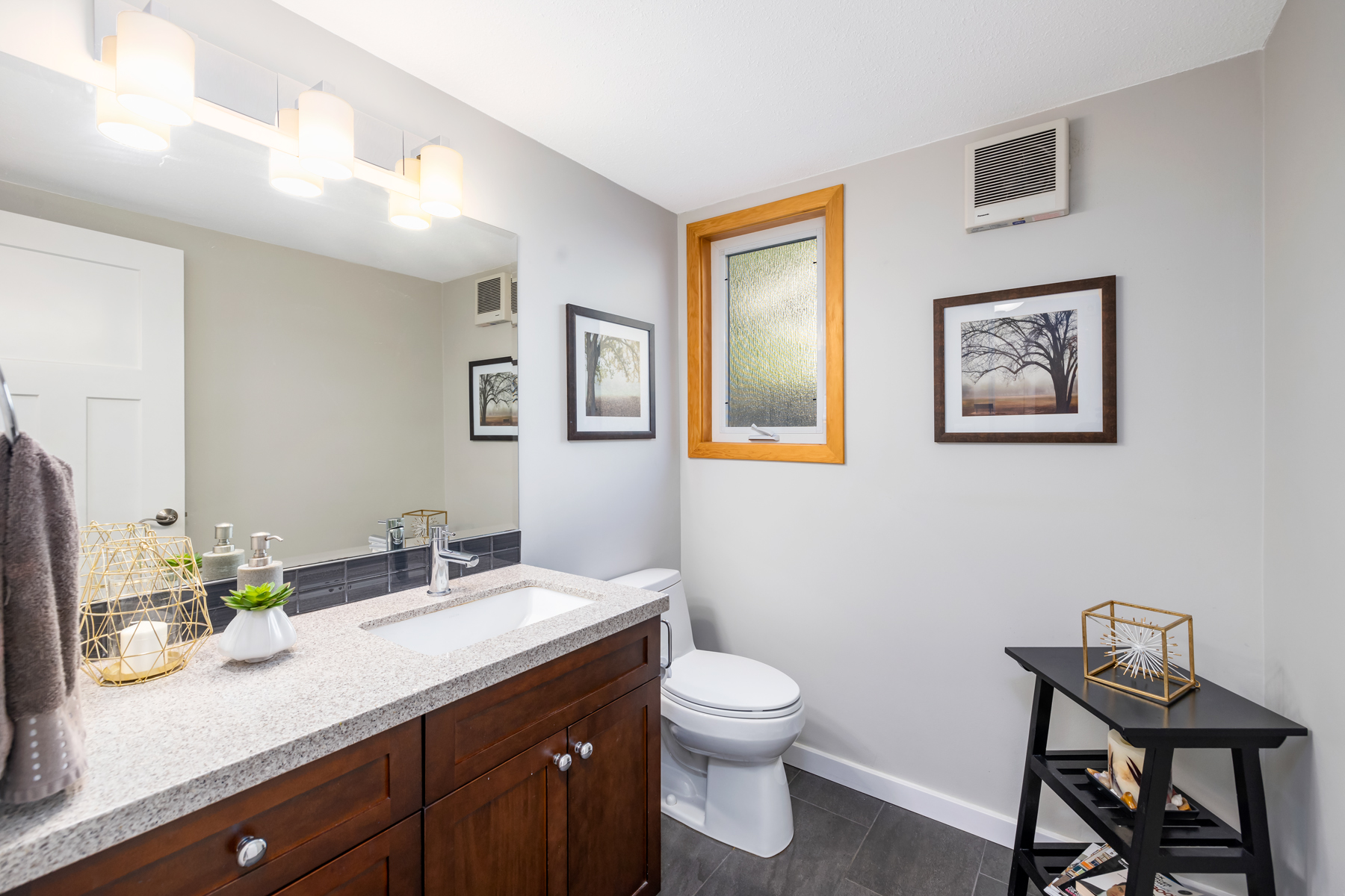 2271 Ennerdale Road, North Vancouver 30