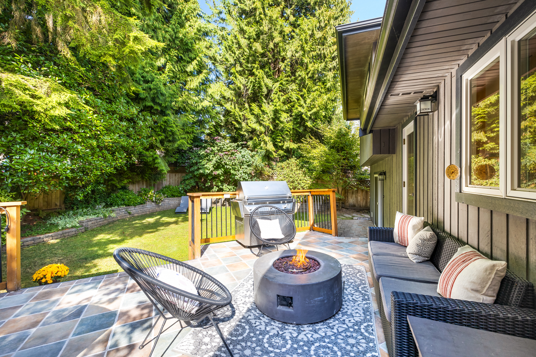 2271 Ennerdale Road, North Vancouver 34