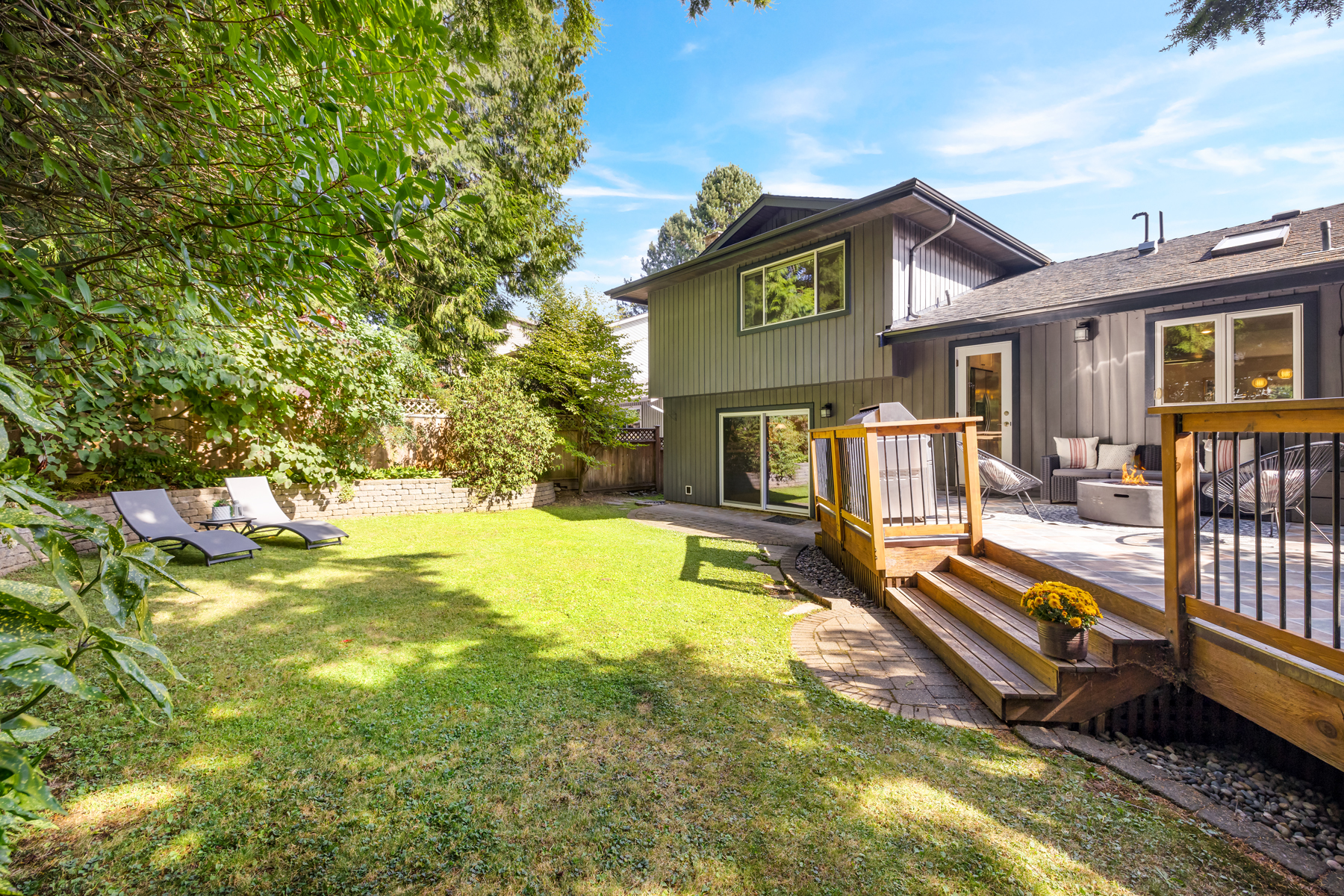 2271 Ennerdale Road, North Vancouver 39