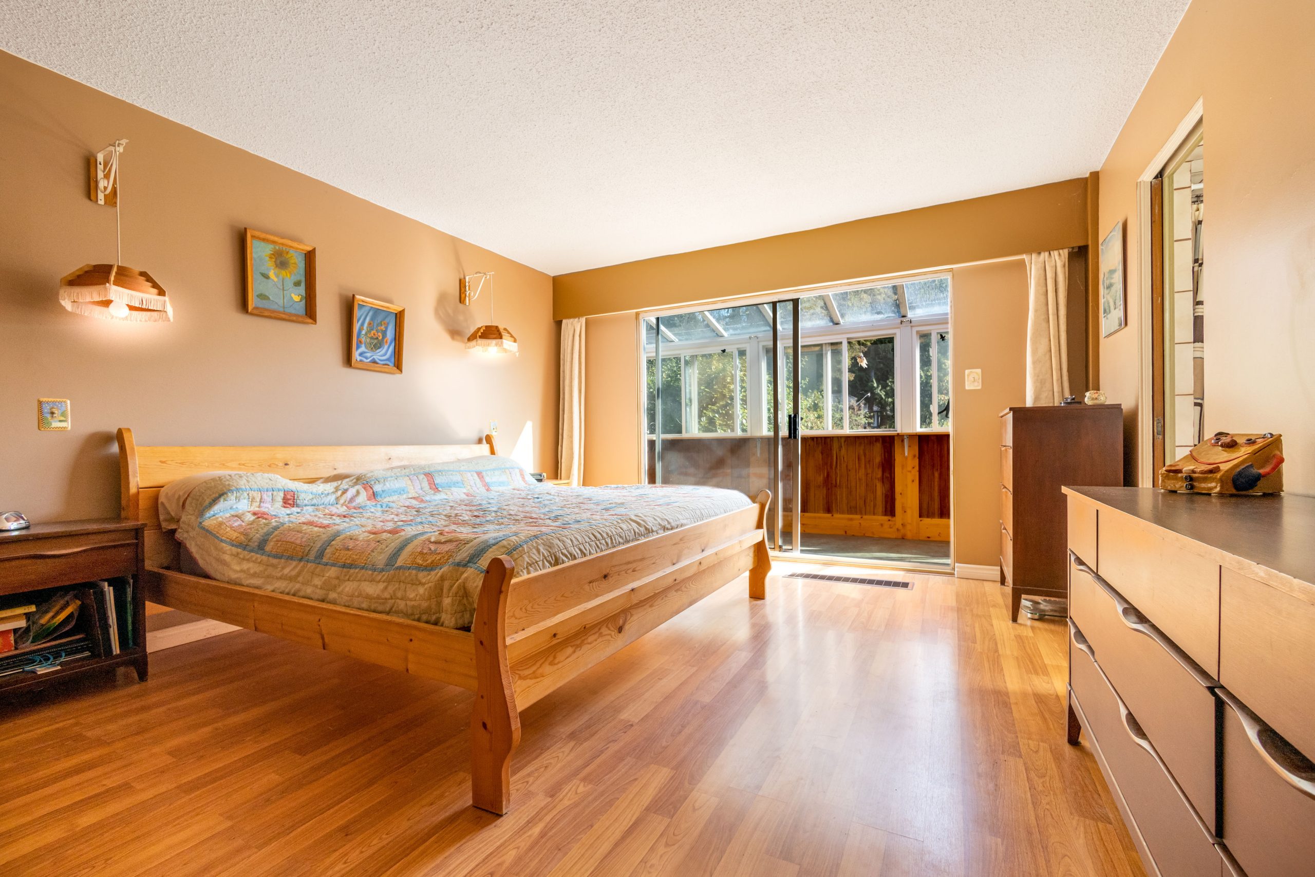 2252 Edgemont Blvd, North Vancouver 13