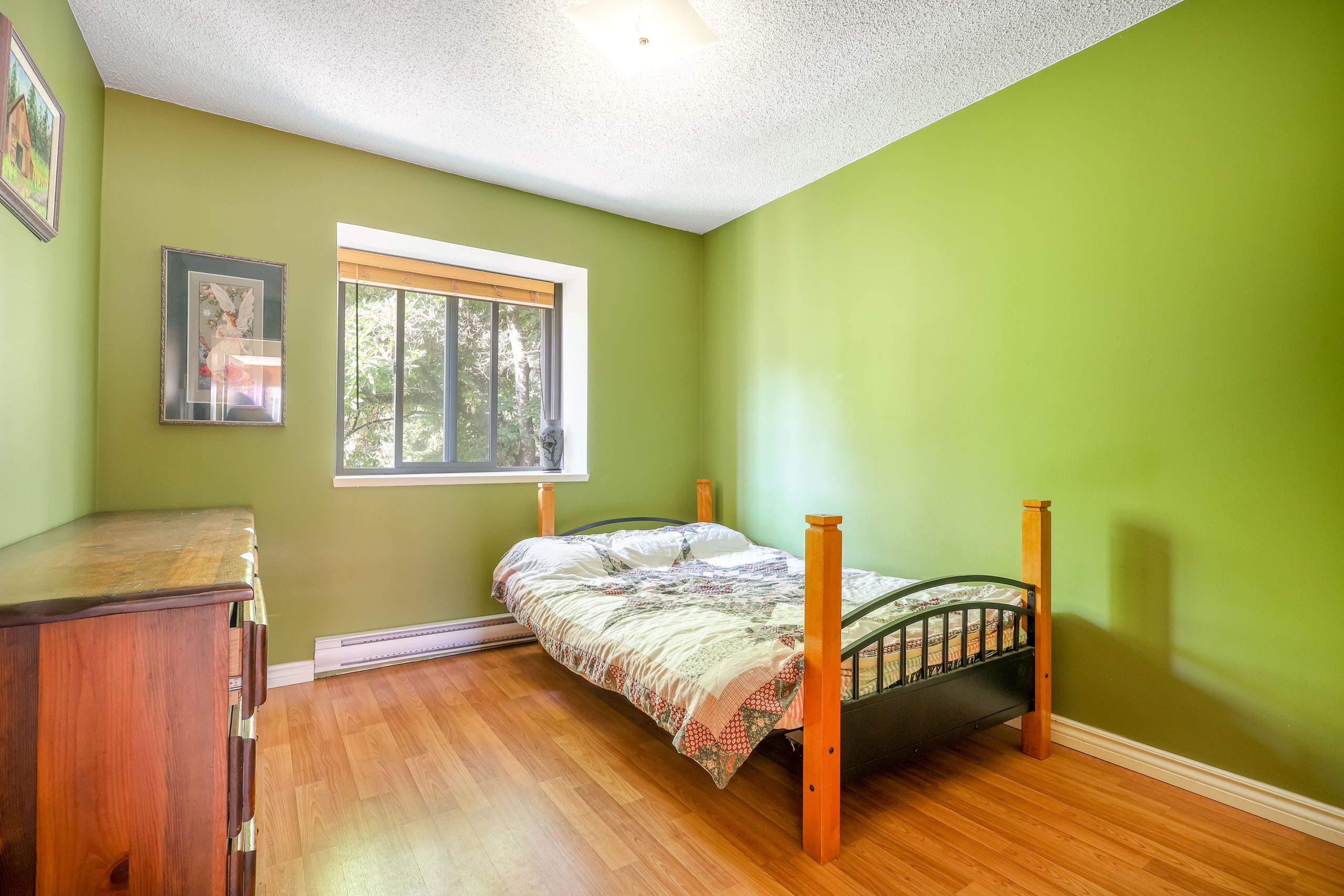 2252 Edgemont Blvd, North Vancouver 17