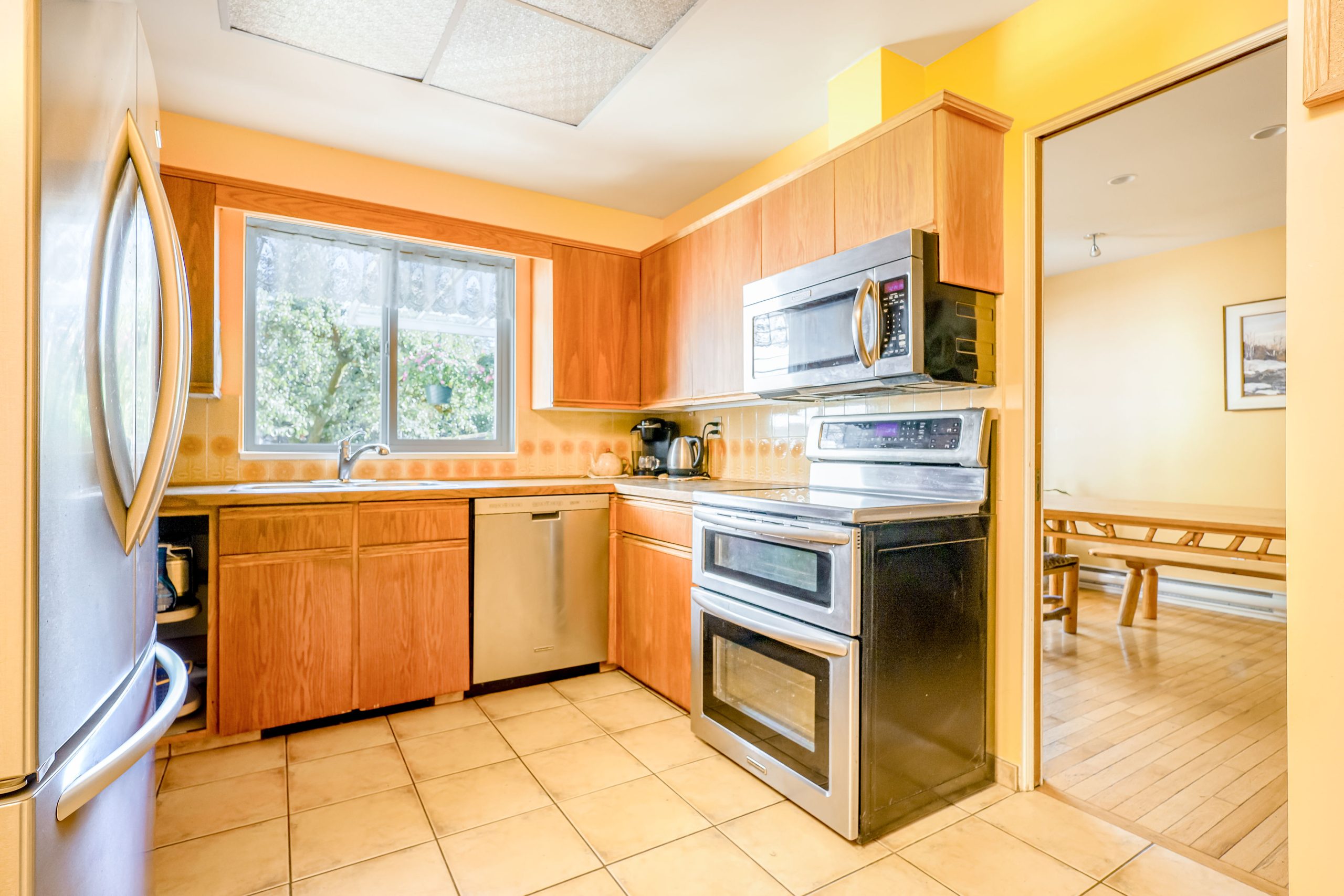 2252 Edgemont Blvd, North Vancouver 9