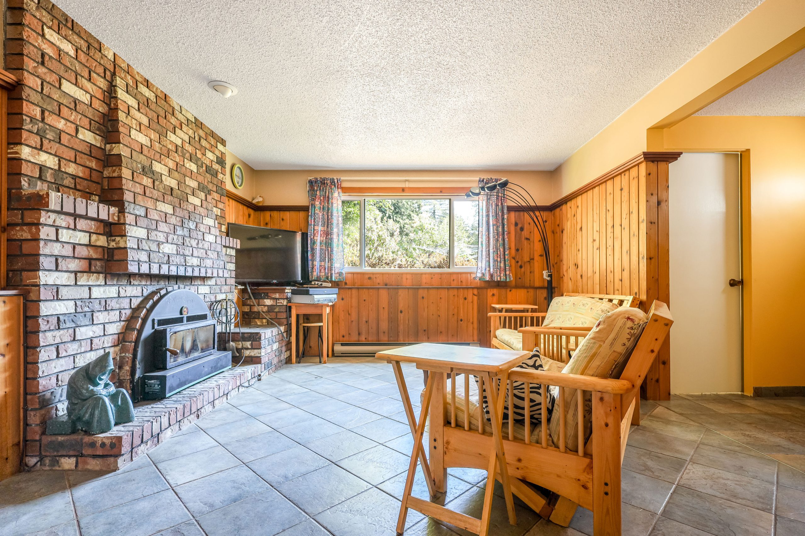 2252 Edgemont Blvd, North Vancouver 22