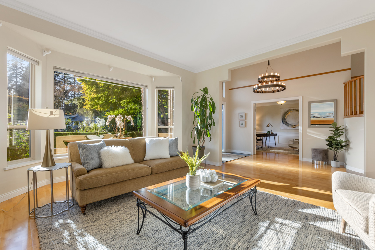 4400 LIONS AVENUE, NORTH VANCOUVER 30
