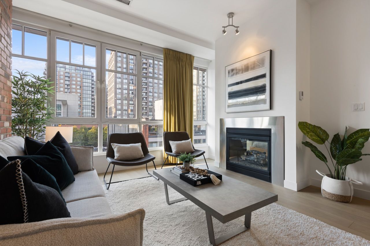 601-1072 HAMILTON STREET, VANCOUVER 5
