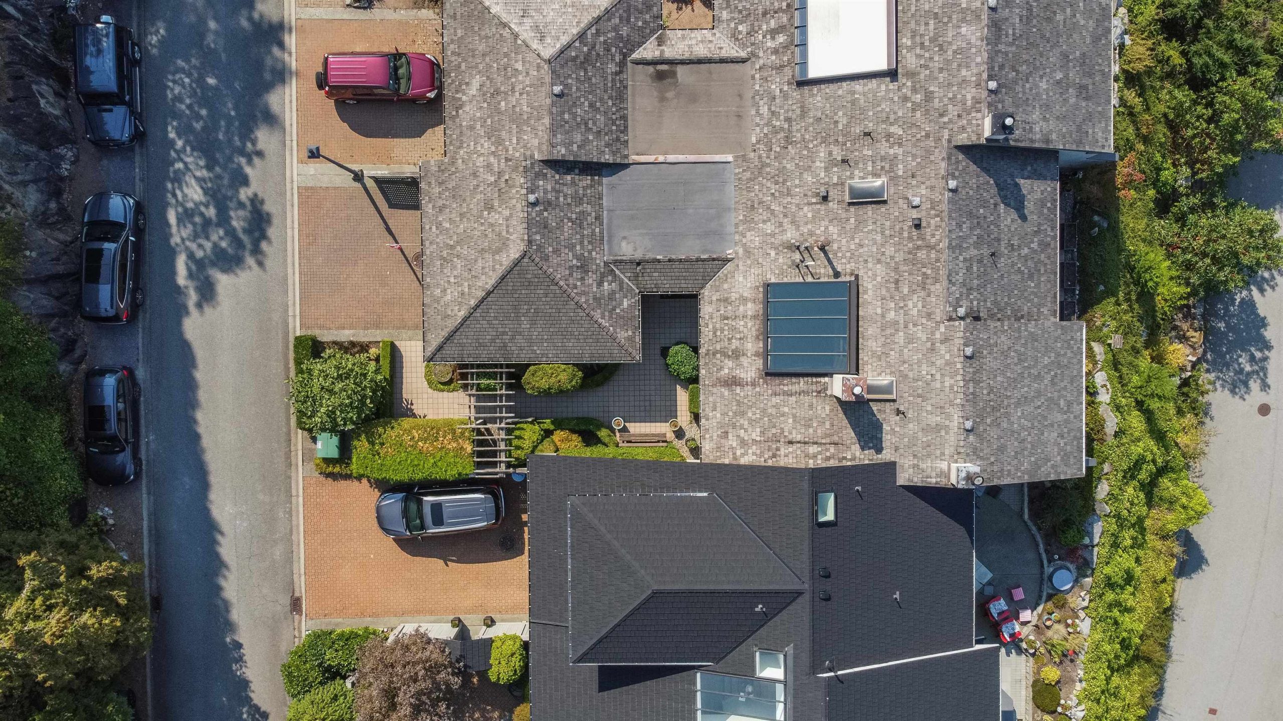 5466 MEADFEILD LANE, WEST VANCOUVER 35