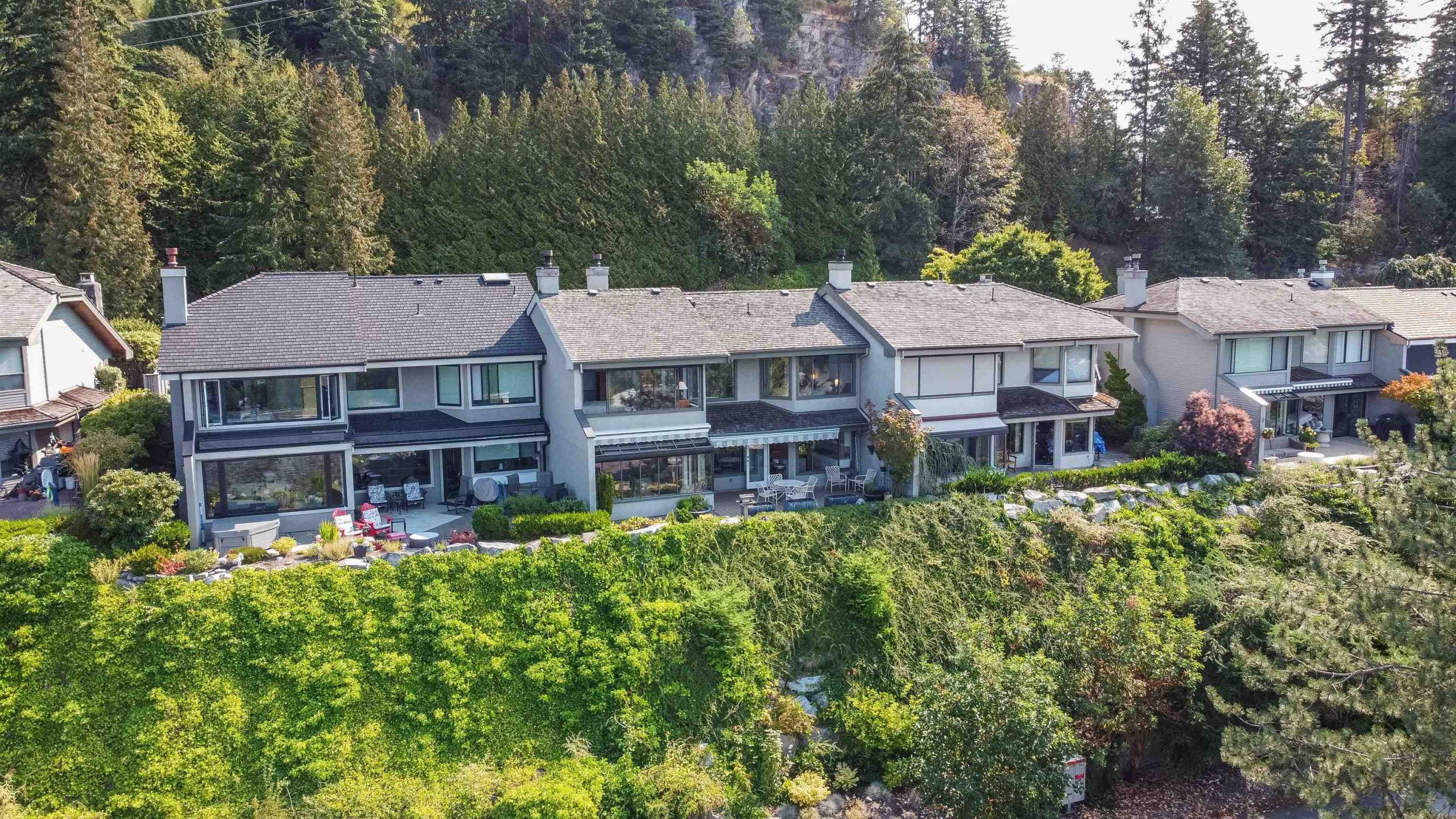 5466 MEADFEILD LANE, WEST VANCOUVER 39