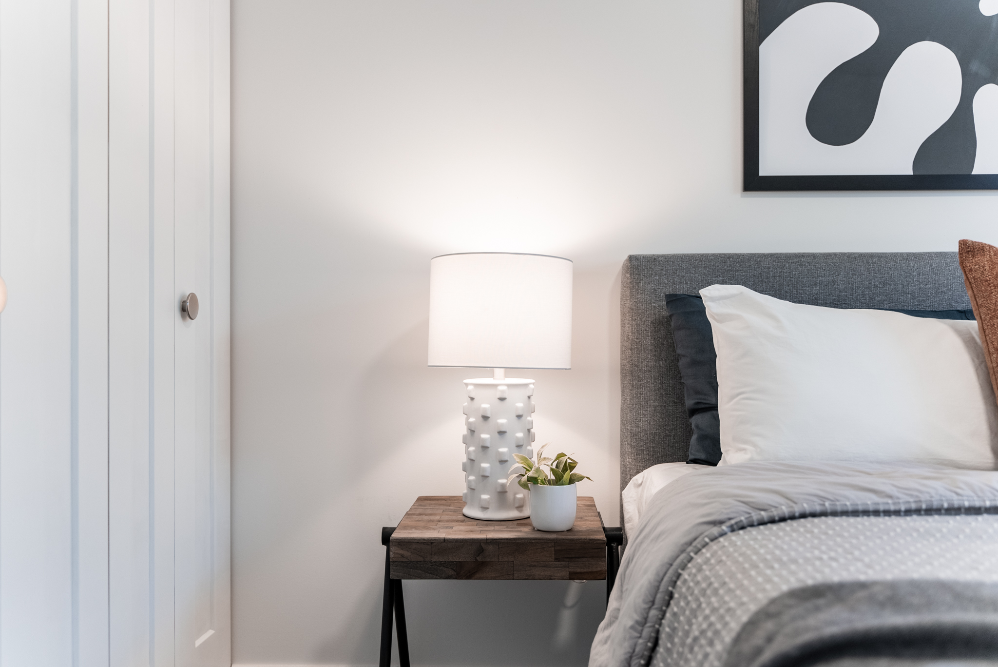 861 Porteau Place
North Vancouver, BC 28