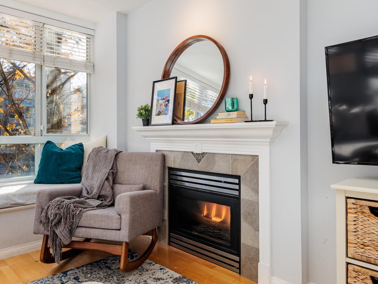 207 3235 W 4TH AVENUE, VANCOUVER 8