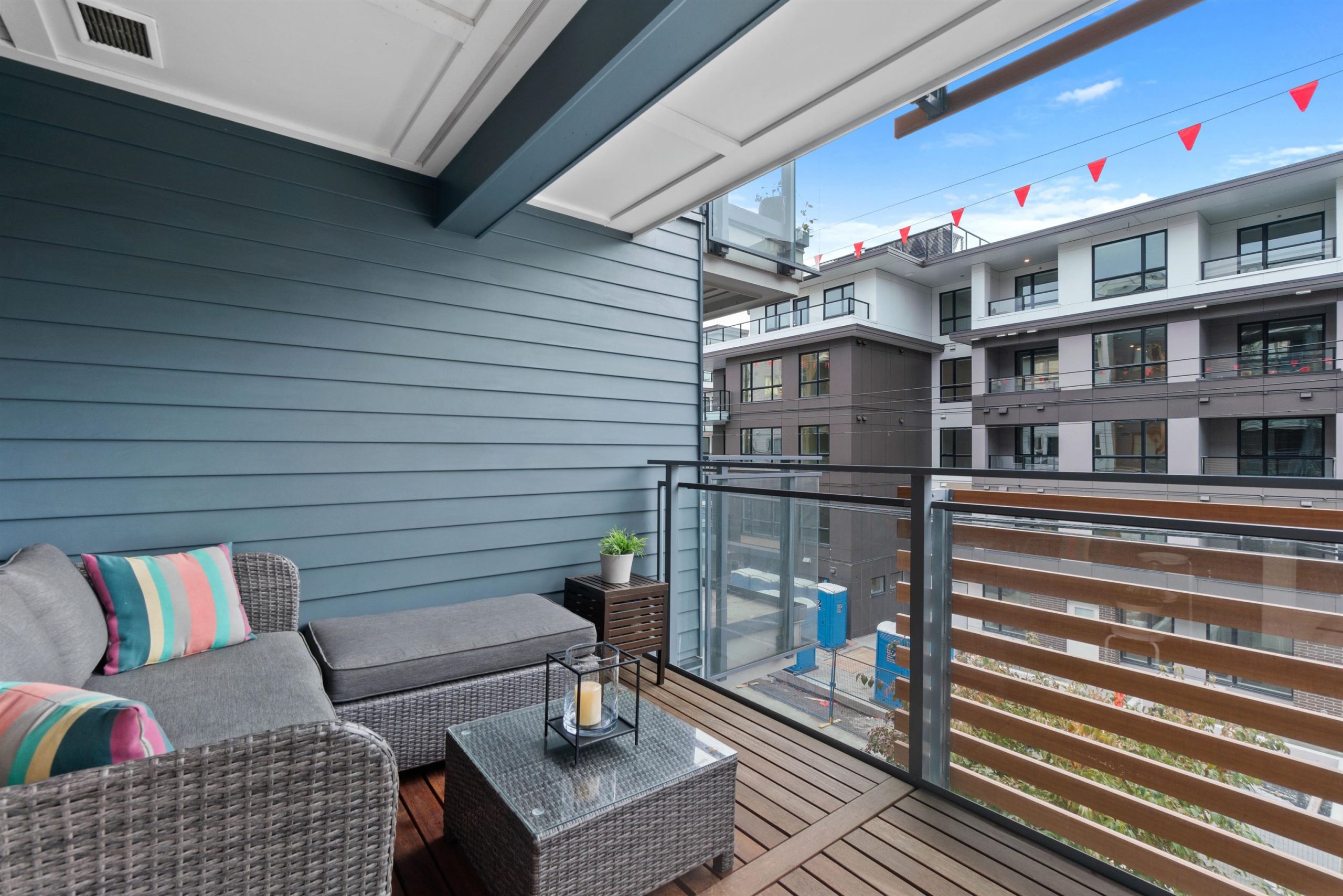 #203- 221 E 3RD STREET, NORTH VANCOUVER 11