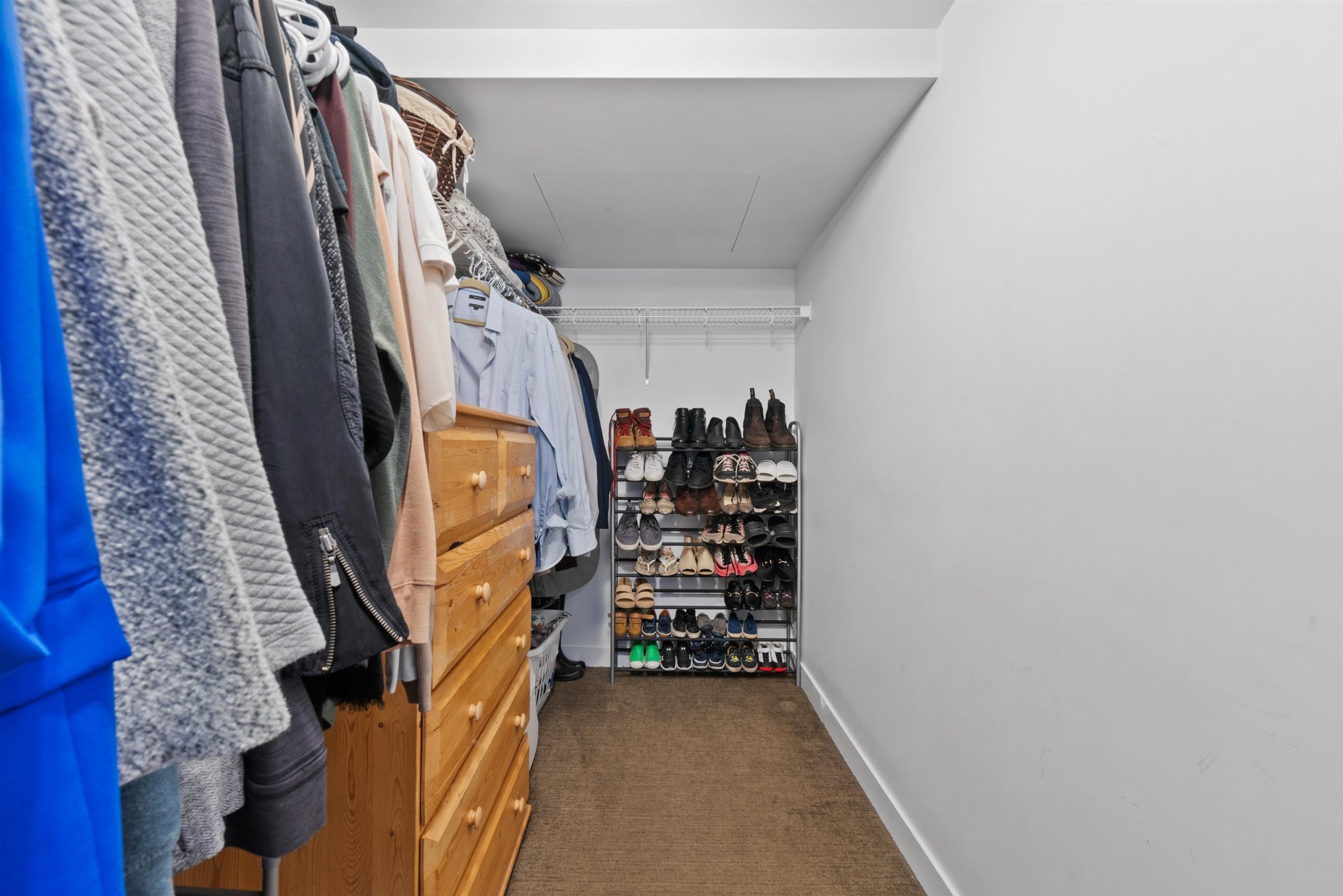 #203- 221 E 3RD STREET, NORTH VANCOUVER 17