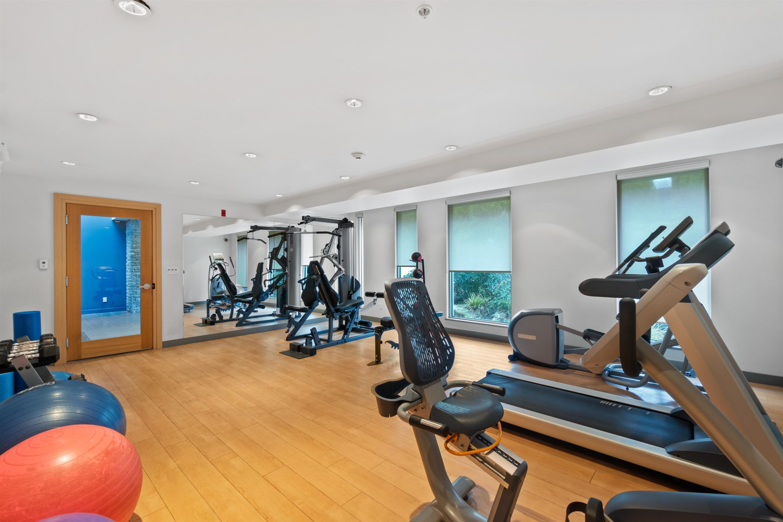 #203- 221 E 3RD STREET, NORTH VANCOUVER 26