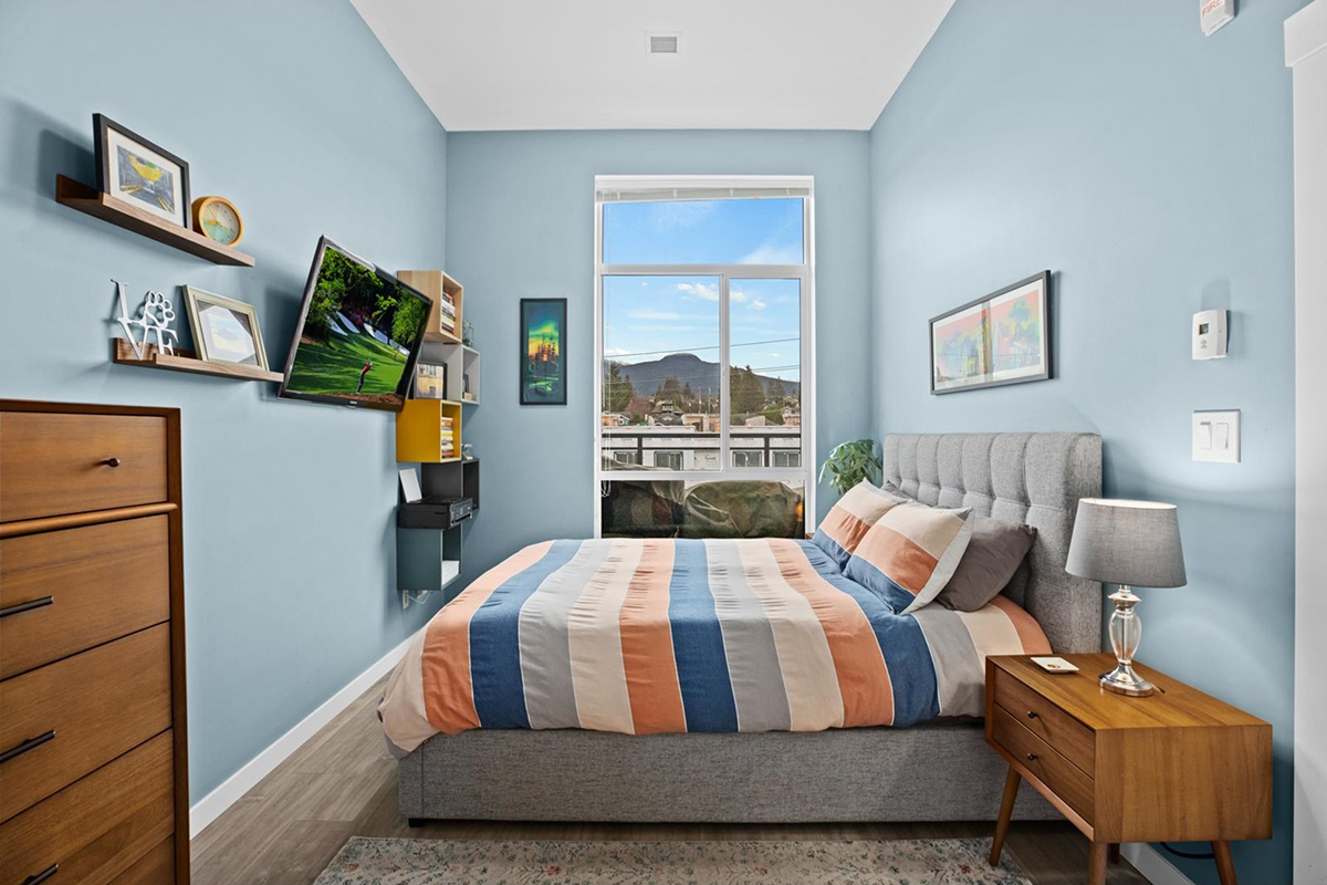 406 625 E 3rd Street, North Vancouver 11