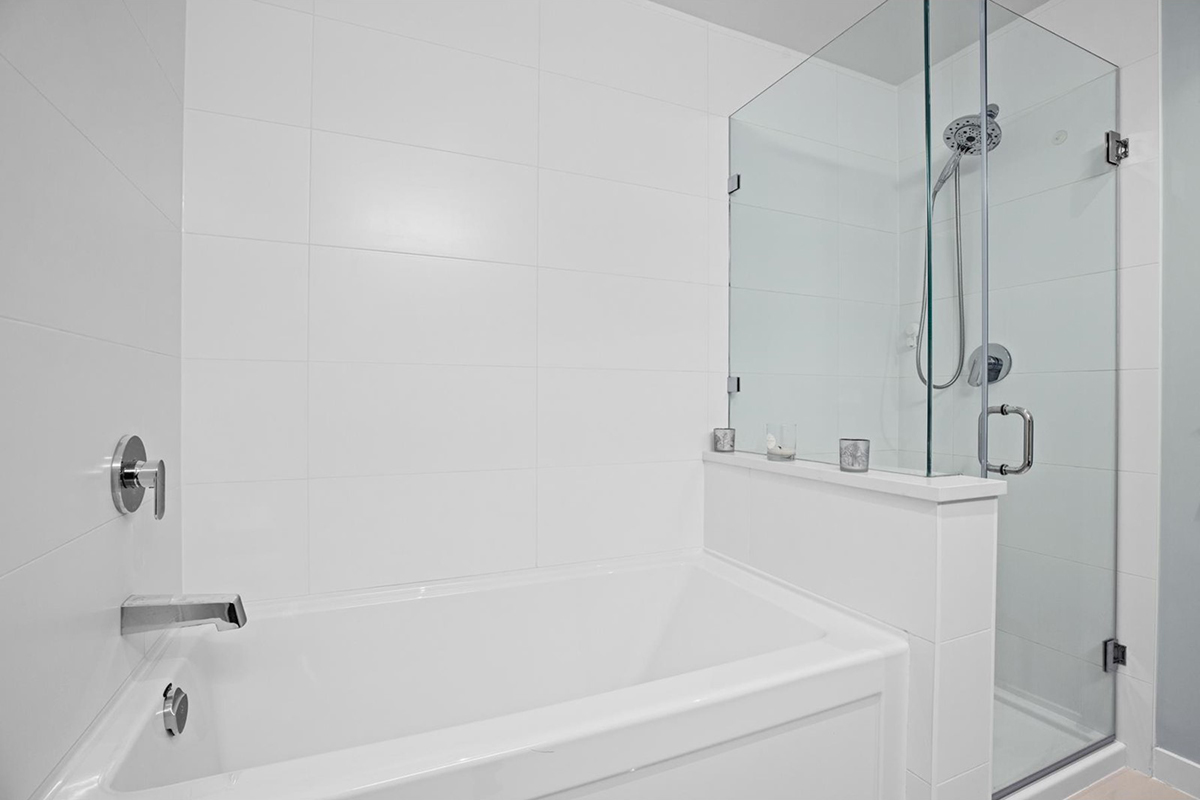 406 625 E 3rd Street, North Vancouver 14