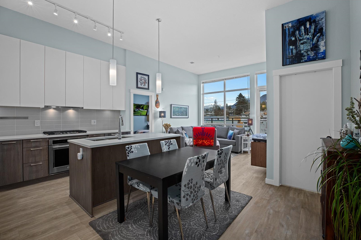 406 625 E 3rd Street, North Vancouver 9