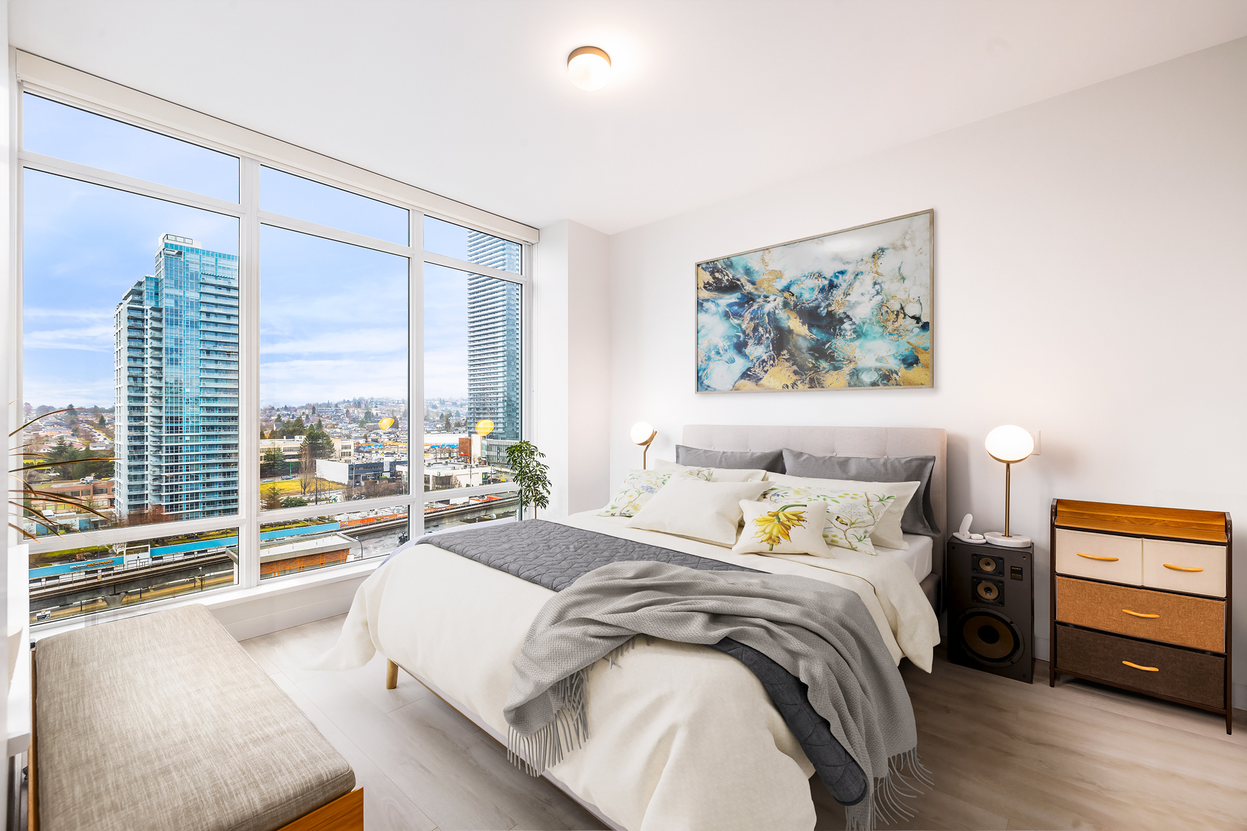 1402-2085 Skyline Ct 4