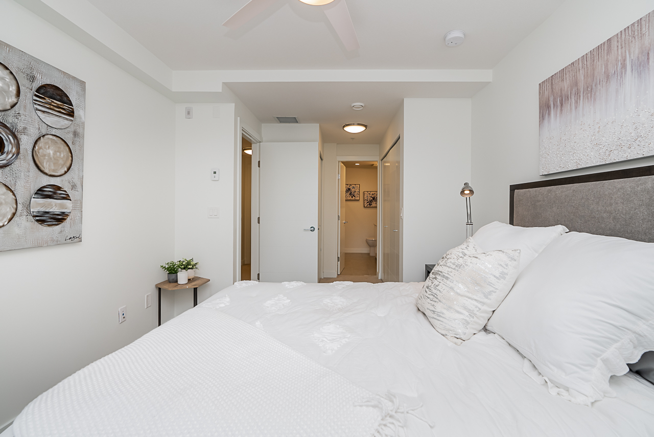 TH5-108 East 8th St, North Vancouver, BC 25