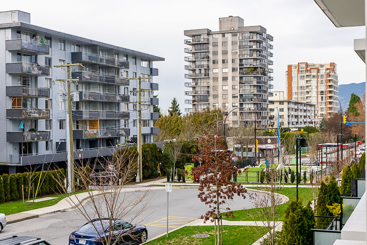 TH5-108 East 8th St, North Vancouver, BC 37