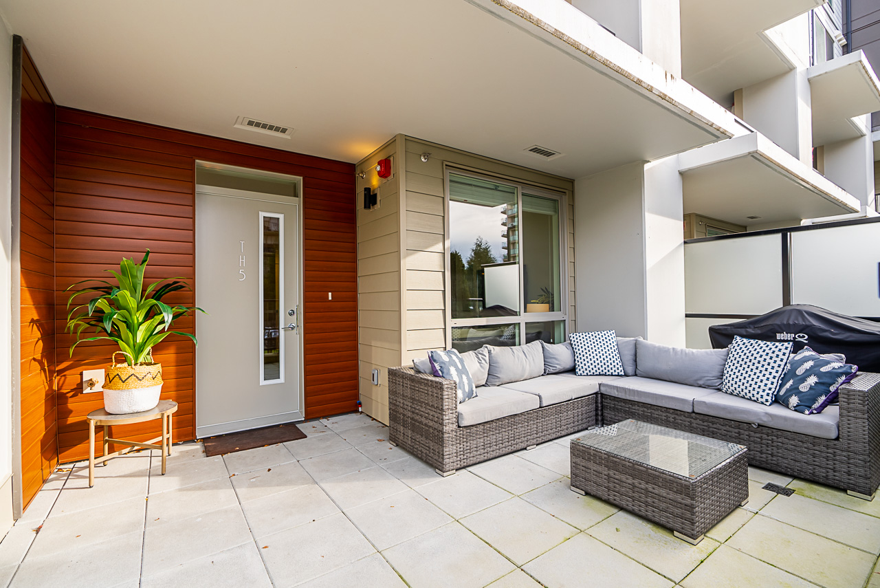 TH5-108 East 8th St, North Vancouver, BC 19
