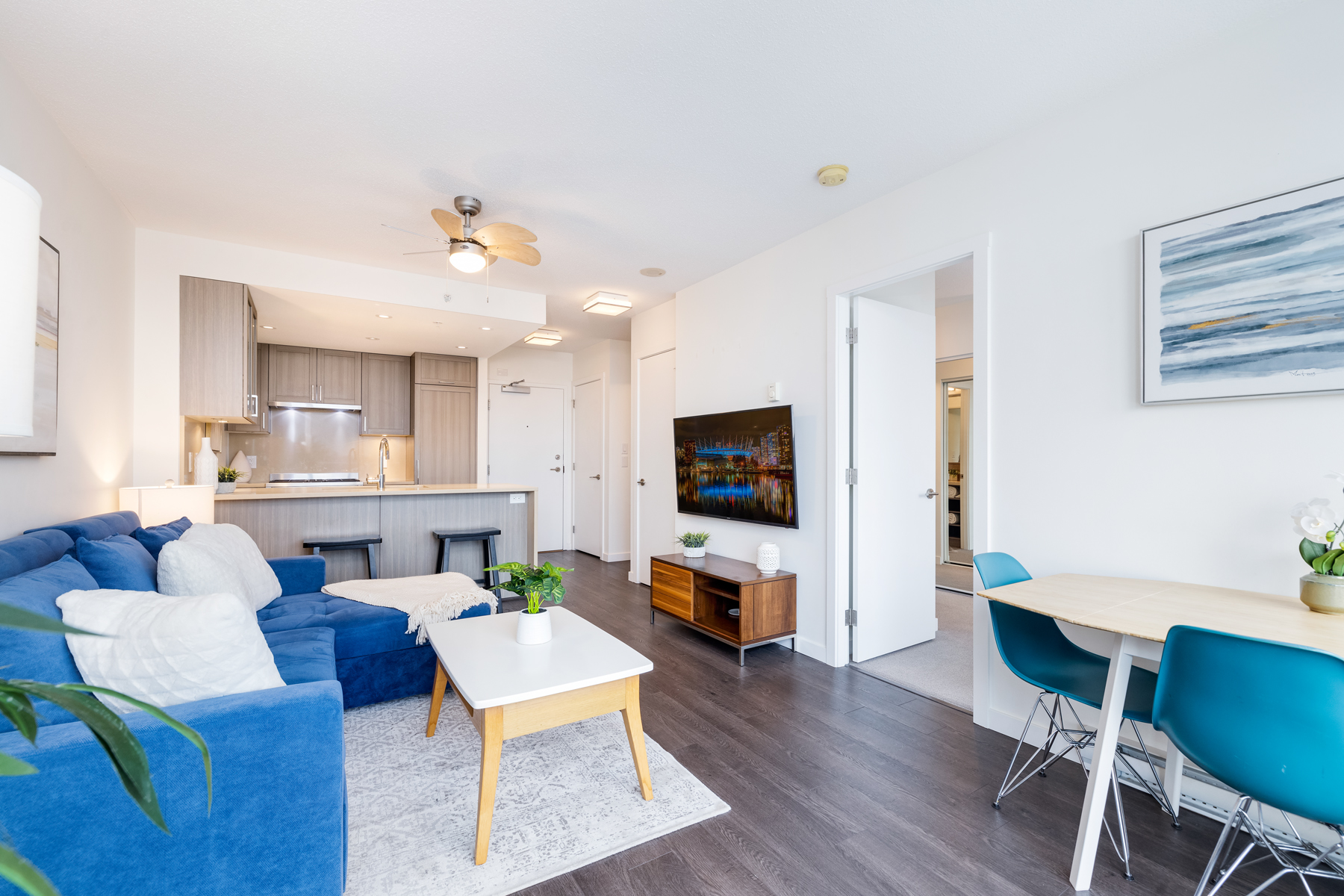716-5598 Ormidale Street 10