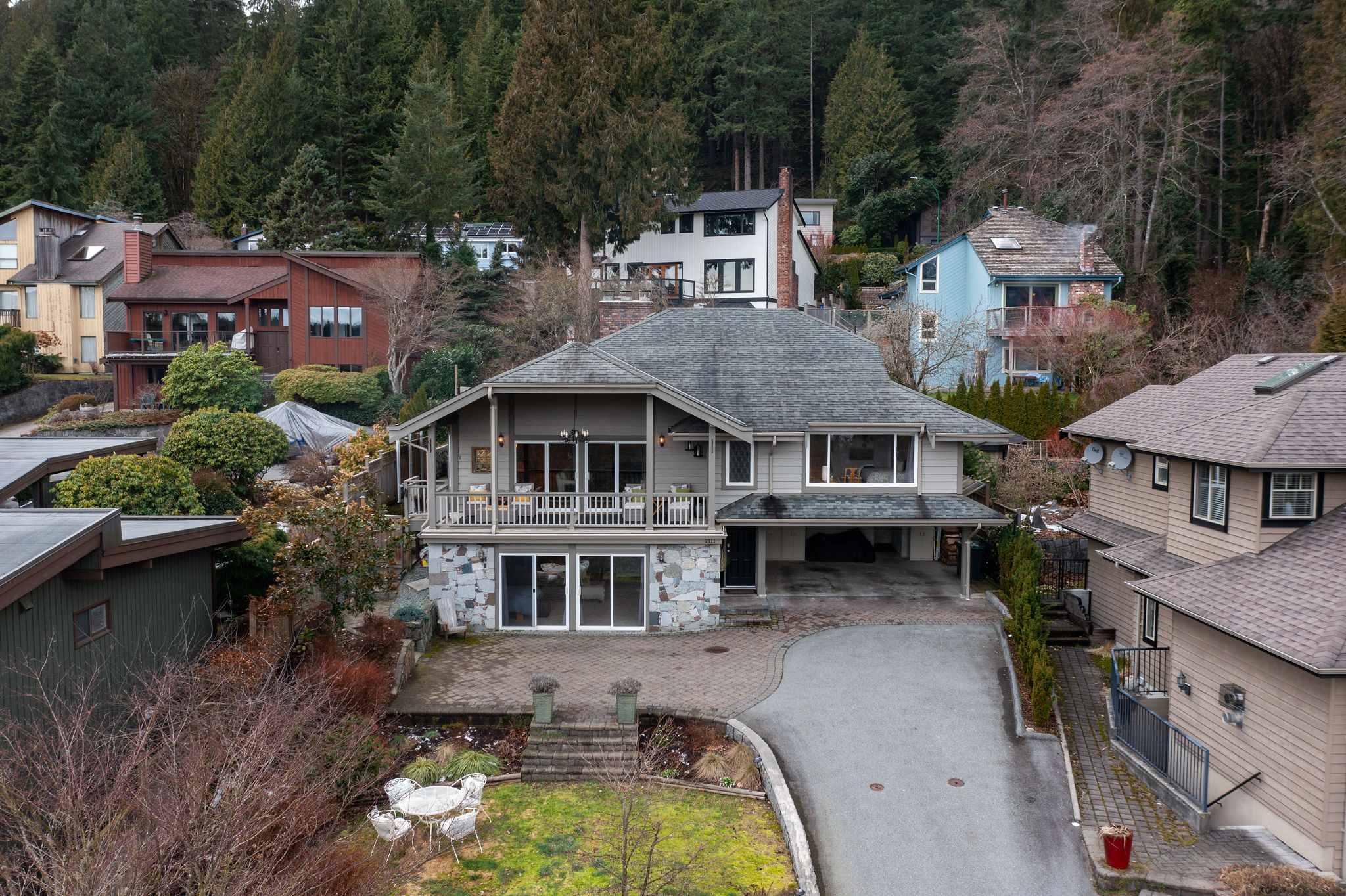 2111 Badger Road, North Vancouver 45