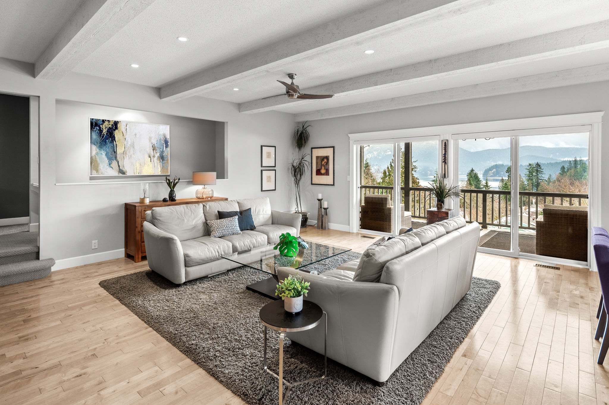 2111 Badger Road, North Vancouver 47