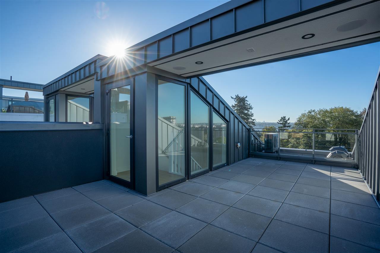 124-649 East 3rd Street 12