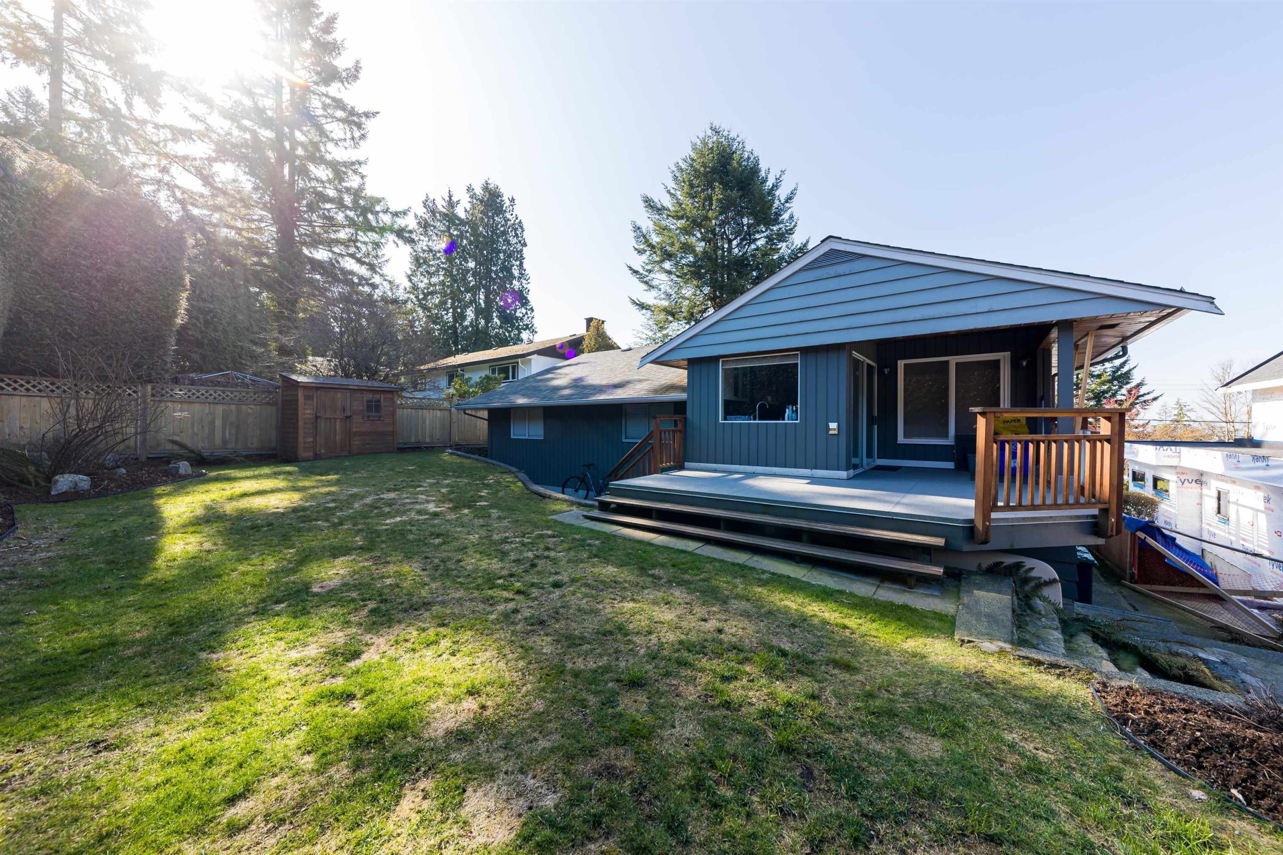 712 WINONA AVENUE 30
