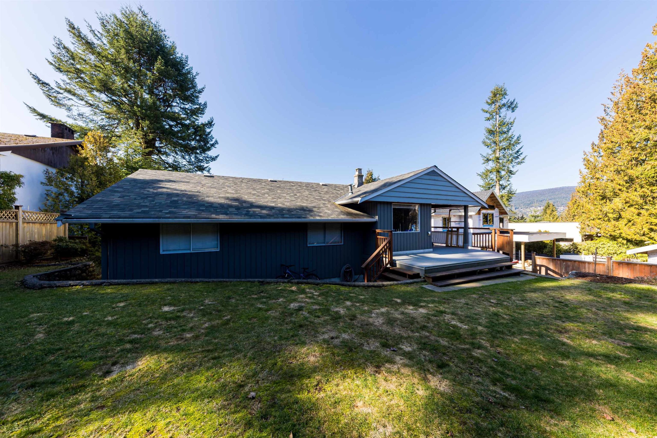 712 WINONA AVENUE 31