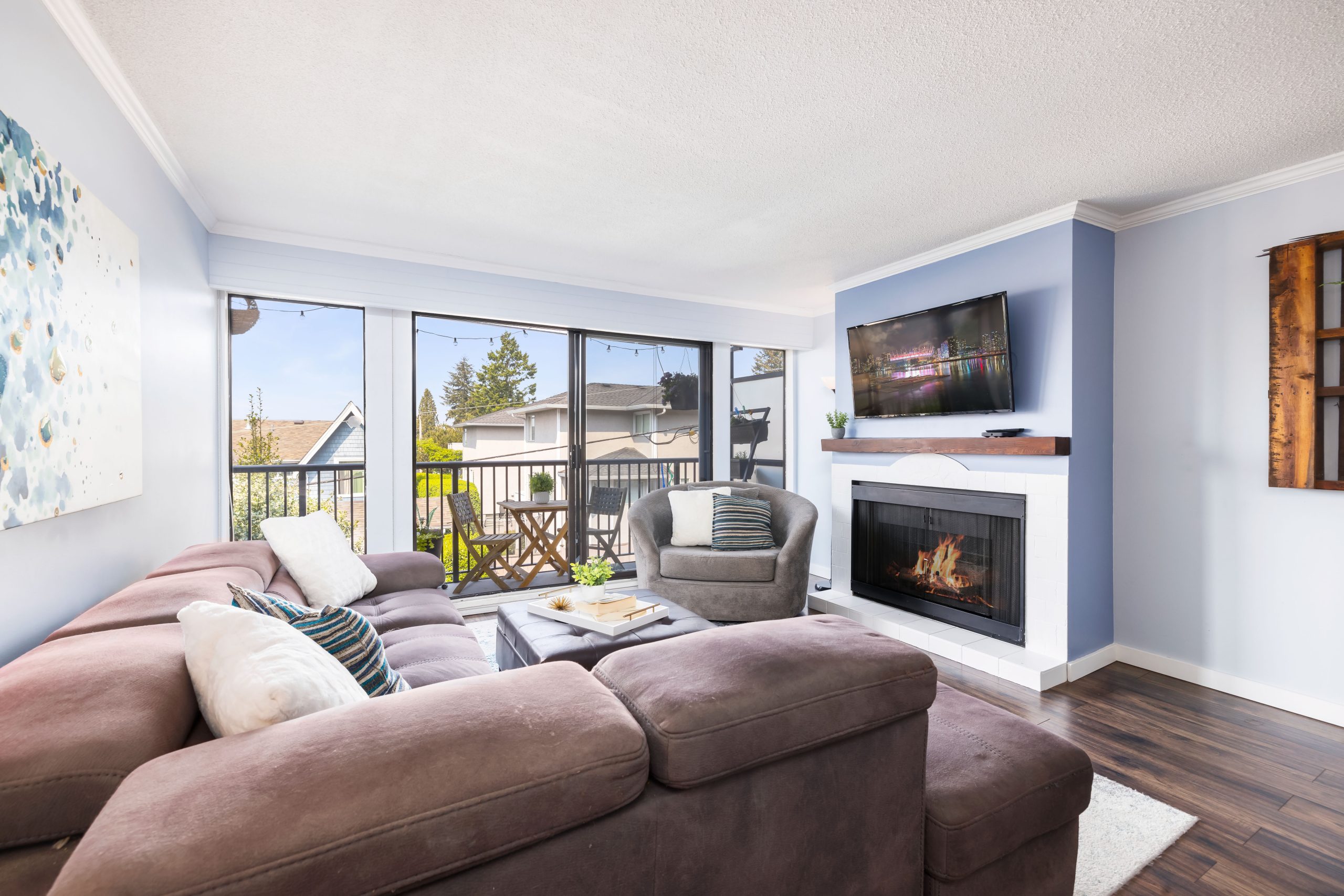 204-2545 Lonsdale Ave, North Vancouver, BC