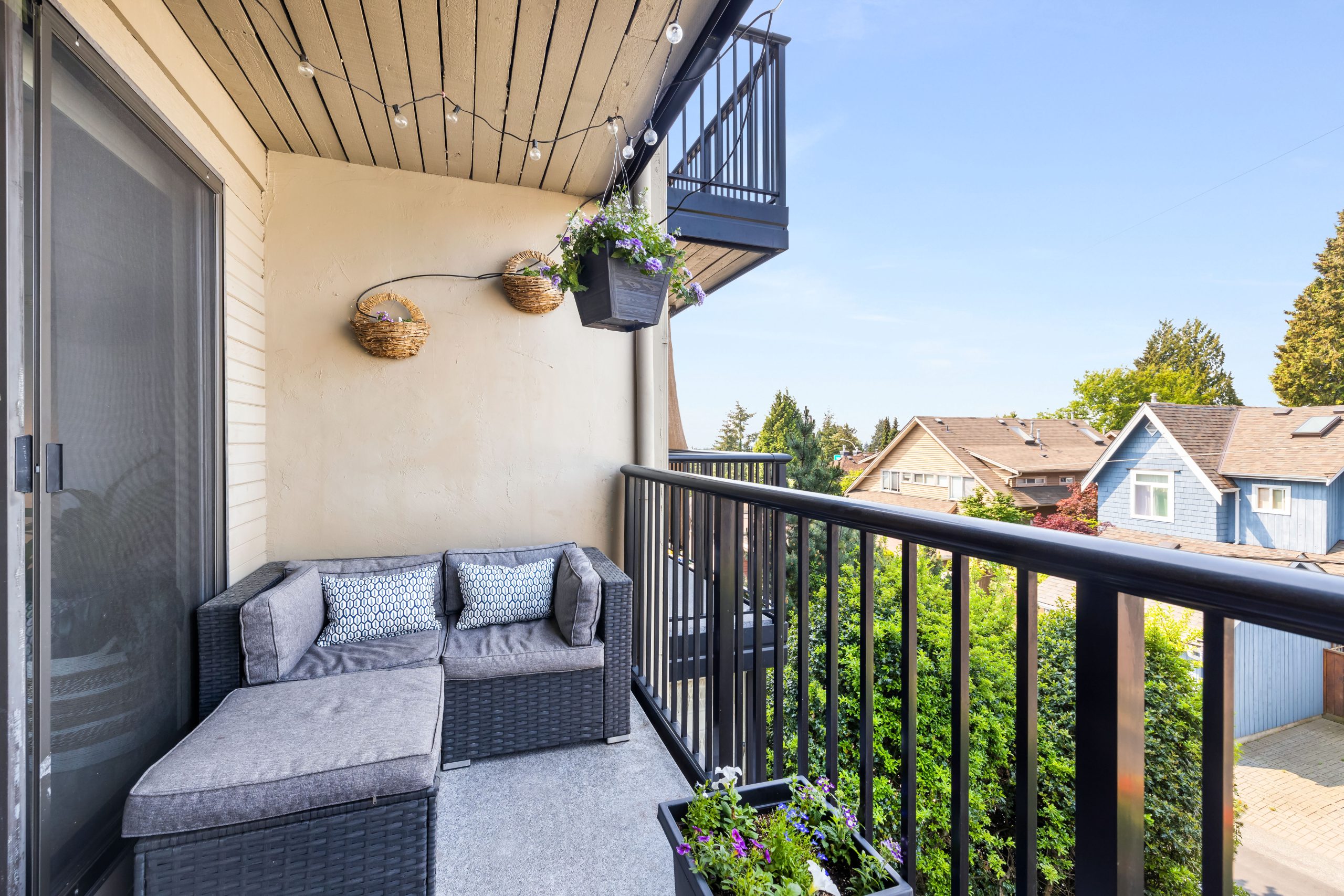 204-2545 Lonsdale Ave, North Vancouver, BC 19
