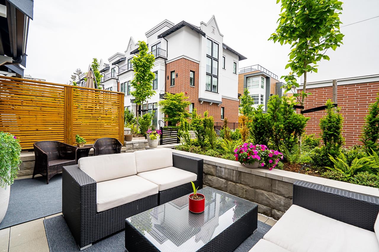 110 2070 CURLING ROAD 32