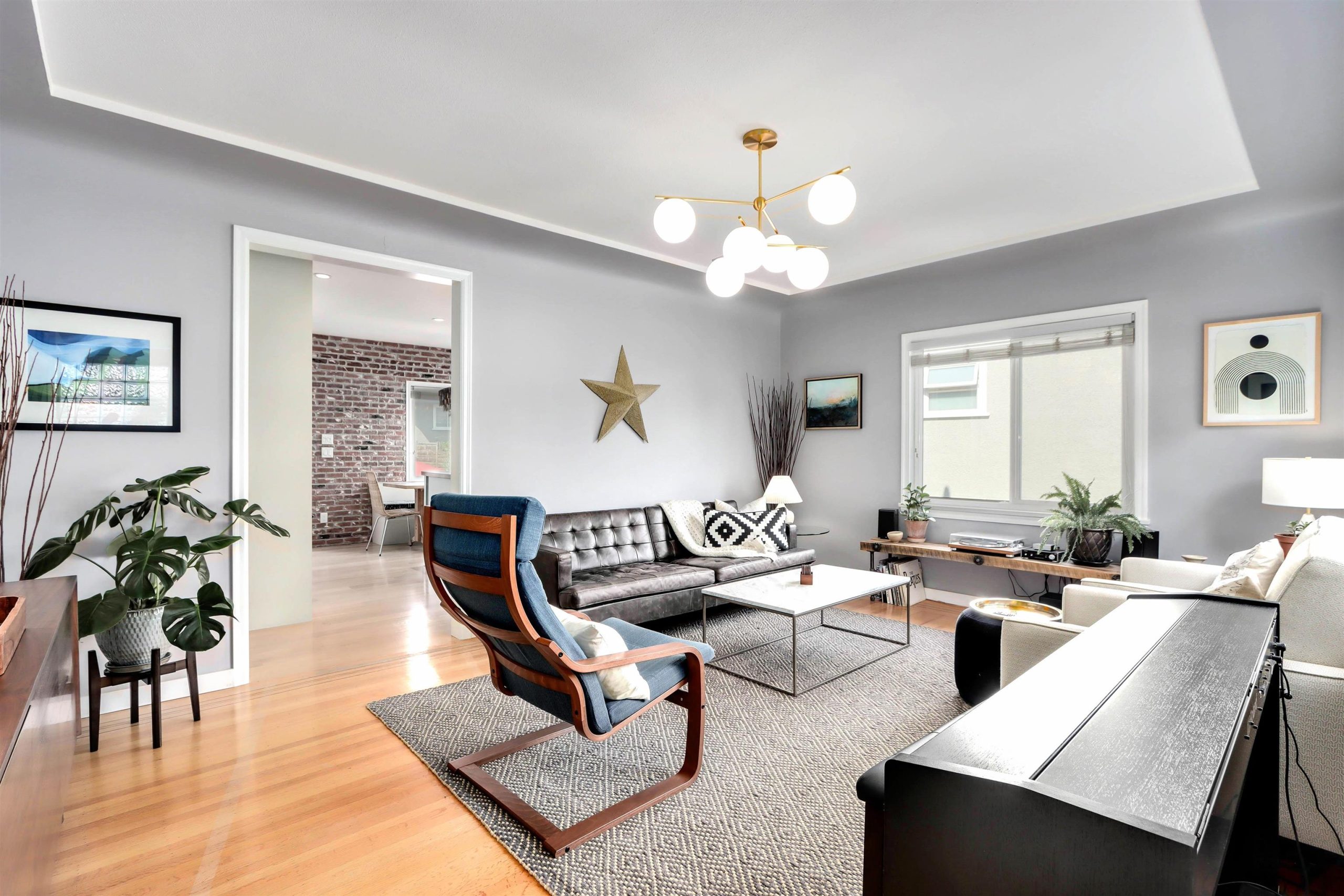 3911 Napier Street, Burnaby, BC 2