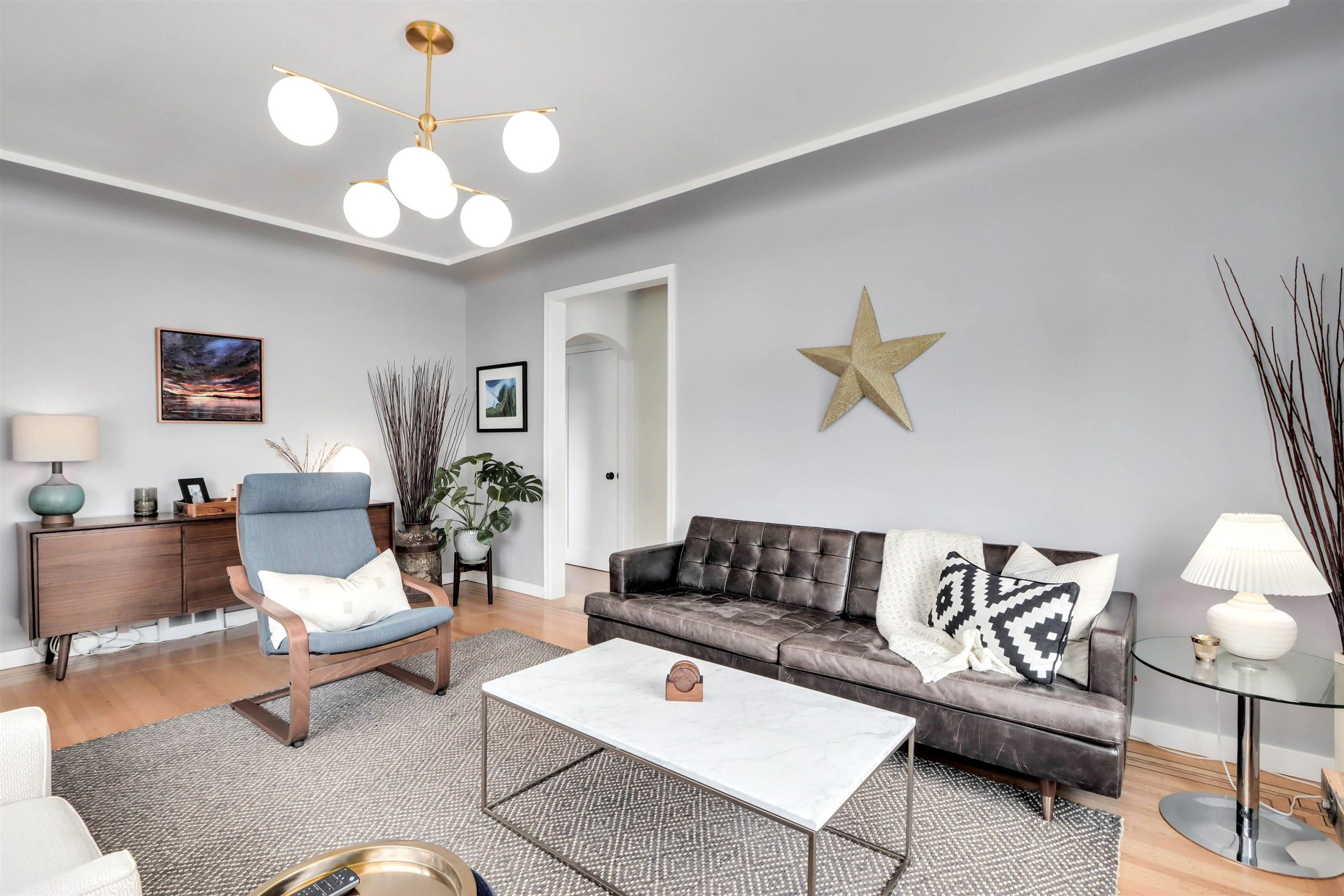 3911 Napier Street, Burnaby, BC 3
