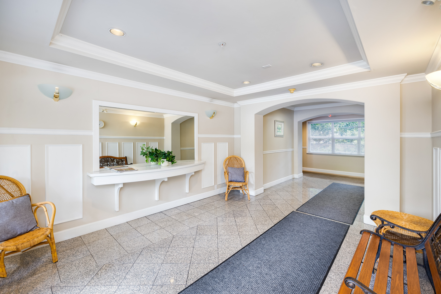 302 - 1145 29TH ST E
NORTH VANCOUVER, BC 26