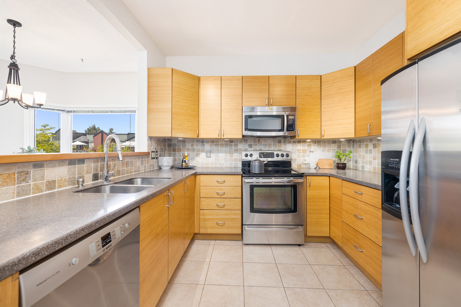 413-2800 Chesterfield Ave 2