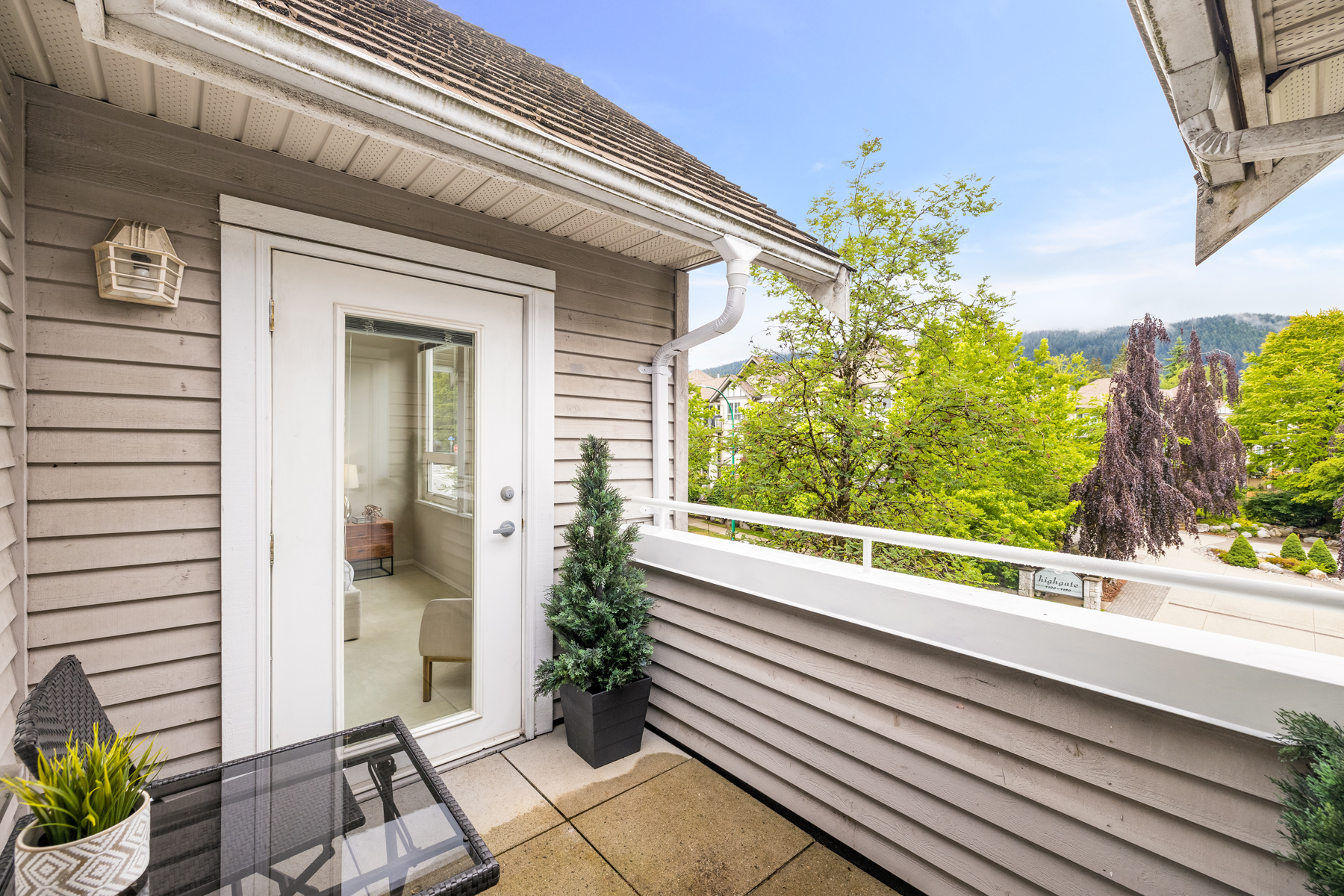 302 - 1145 29TH ST E
NORTH VANCOUVER, BC 22
