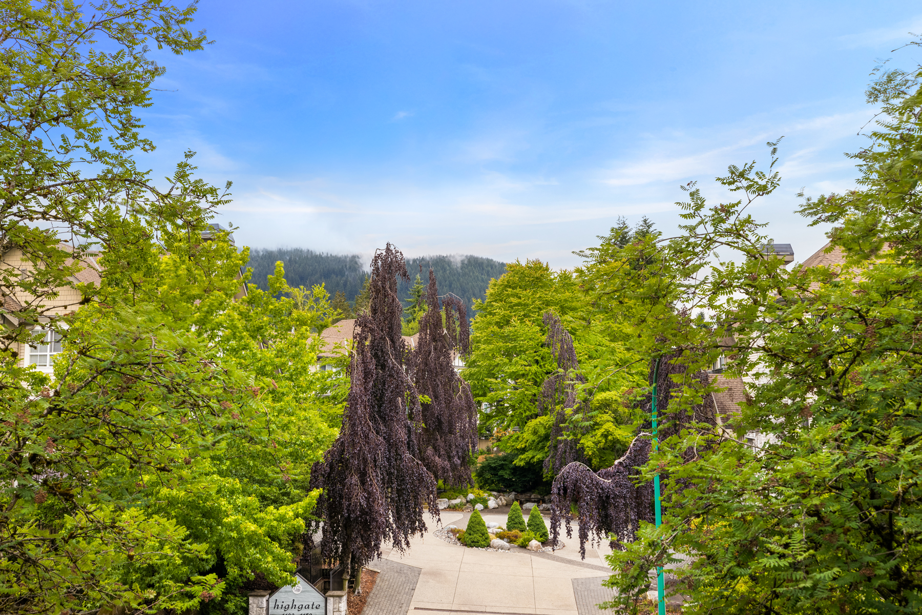 302 - 1145 29TH ST E
NORTH VANCOUVER, BC 24