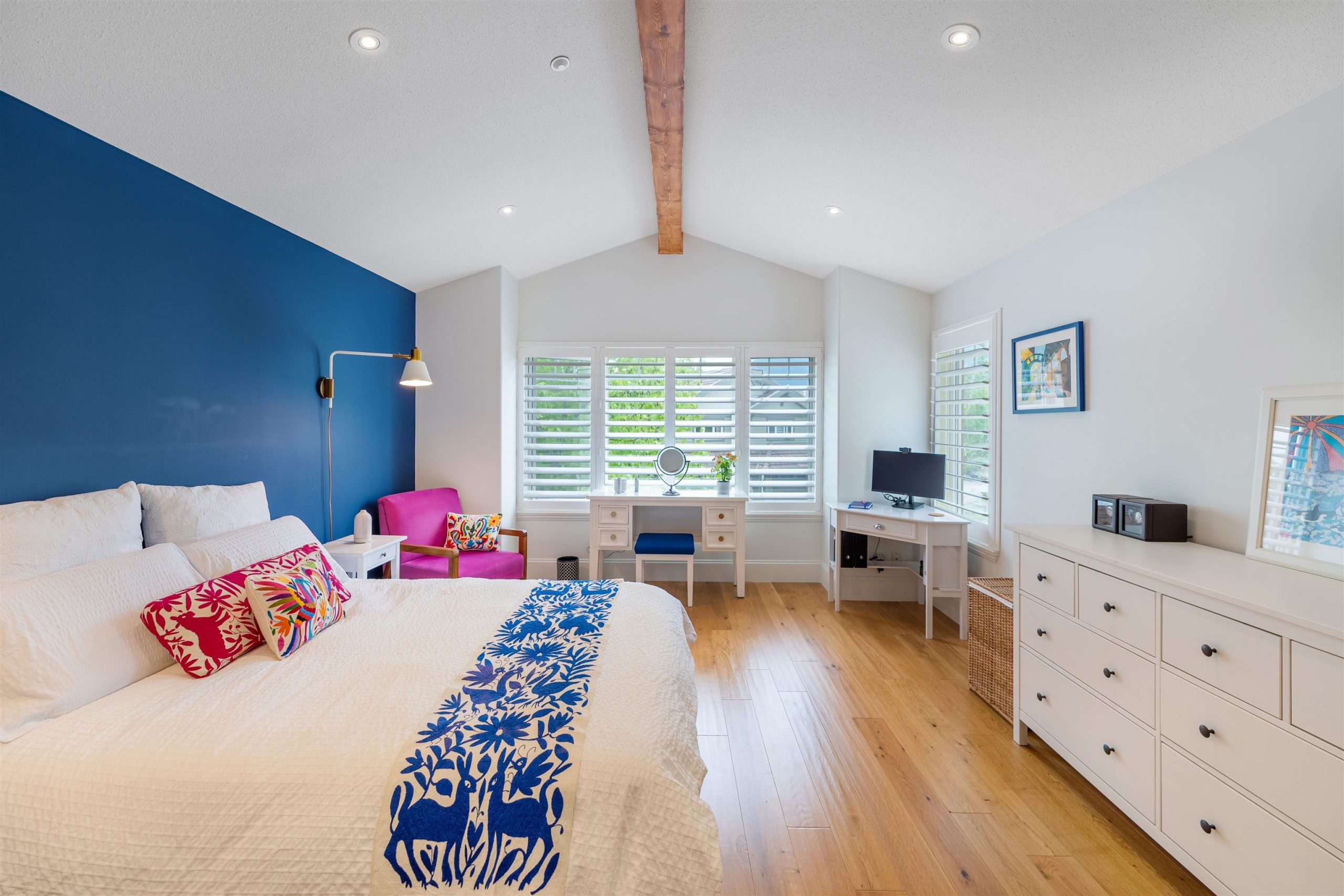 30 WHITECAP COURT 12