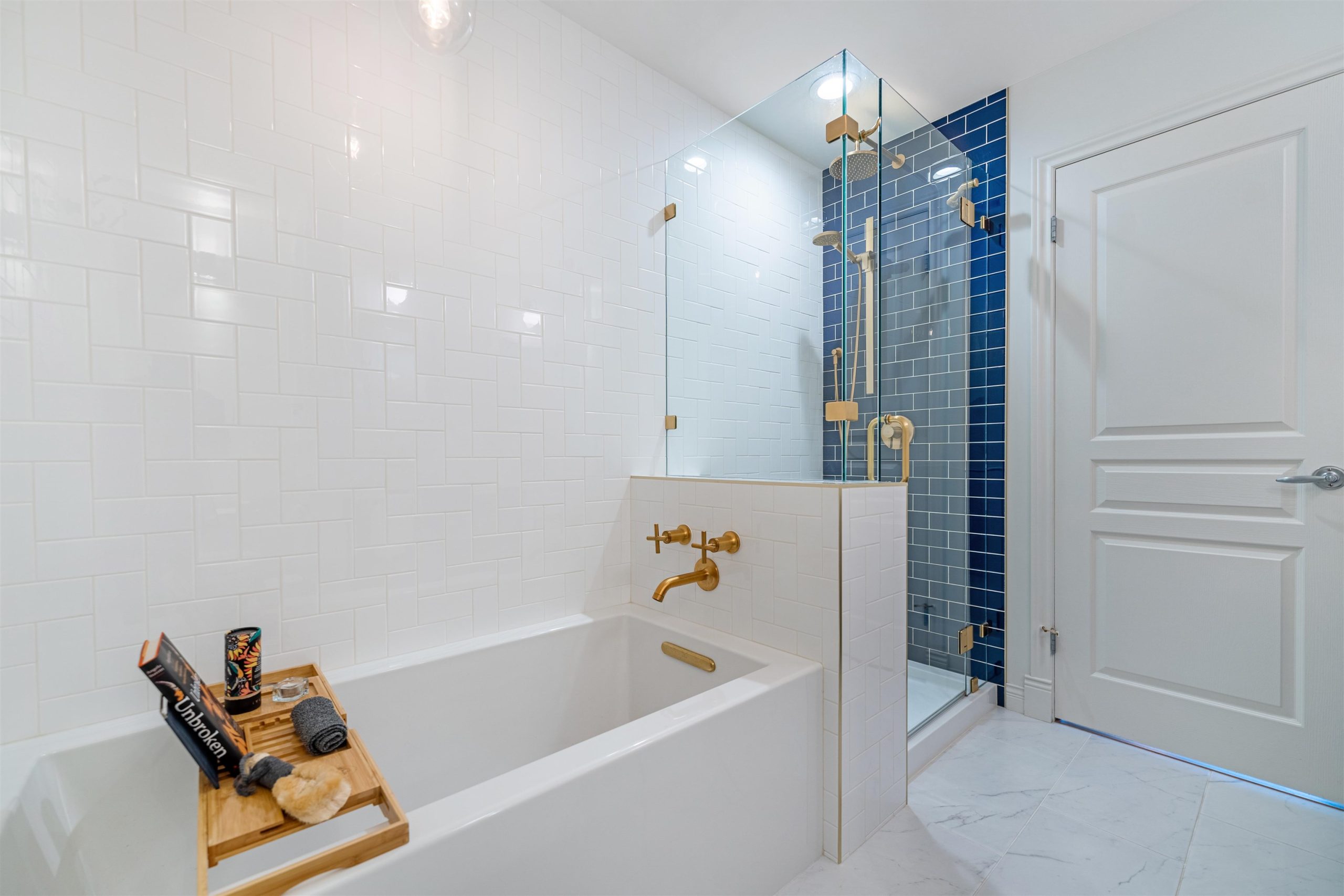 30 WHITECAP COURT 9