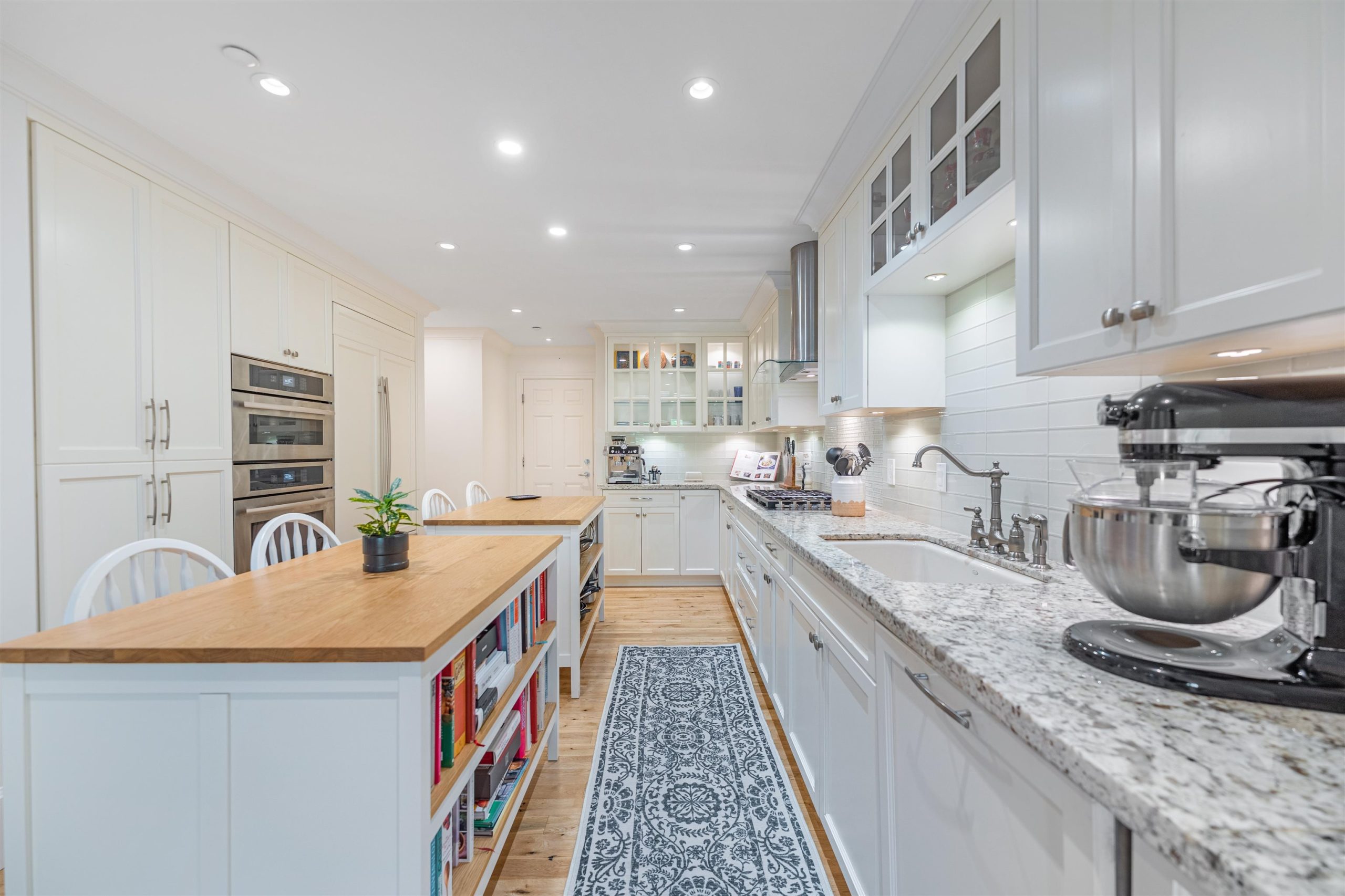 30 WHITECAP COURT 17