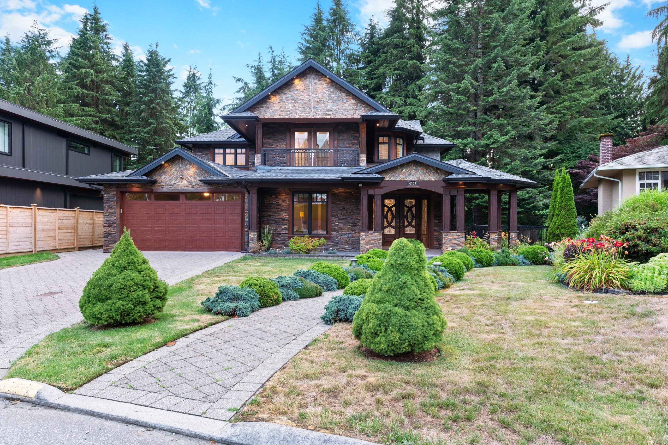 4125 Lions Ave, North Vancouver