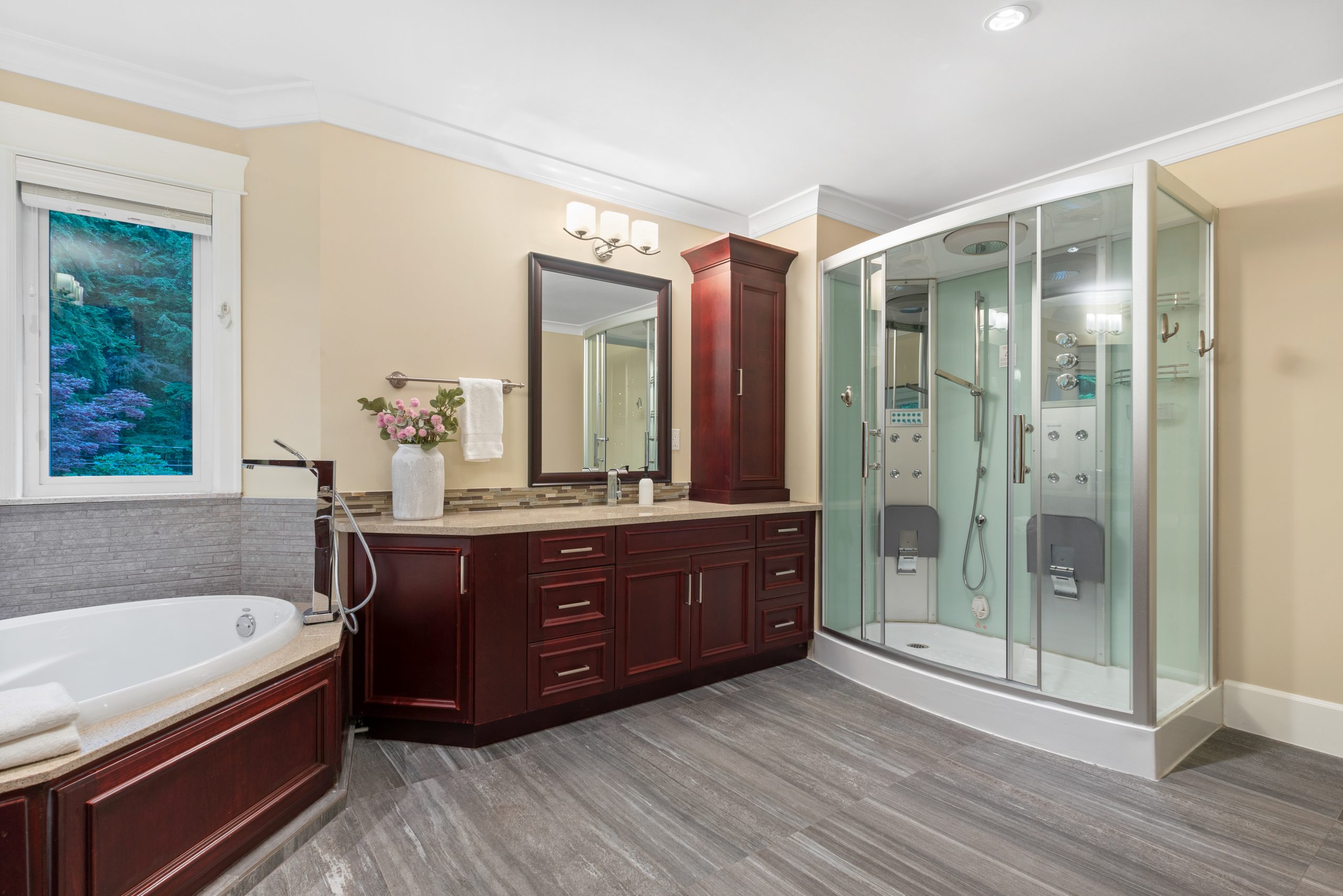 4125 Lions Ave, North Vancouver 43