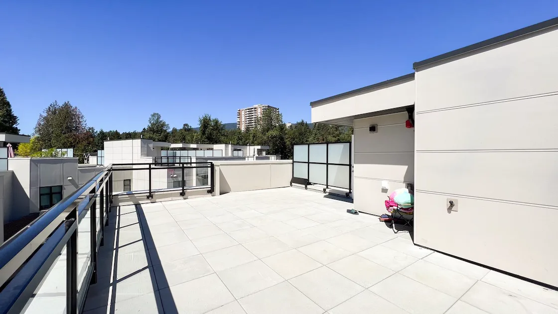 226 2035 GLENAIRE DRIVE 7