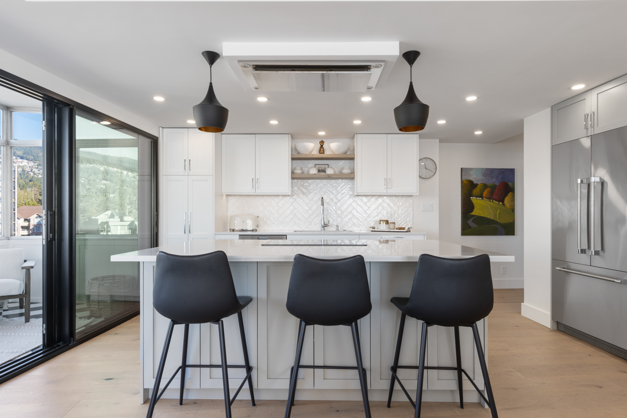 605-2135 Argyle Ave, West Vancouver 3