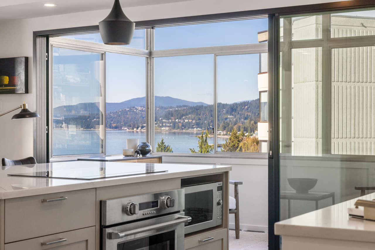 605-2135 Argyle Ave, West Vancouver 11
