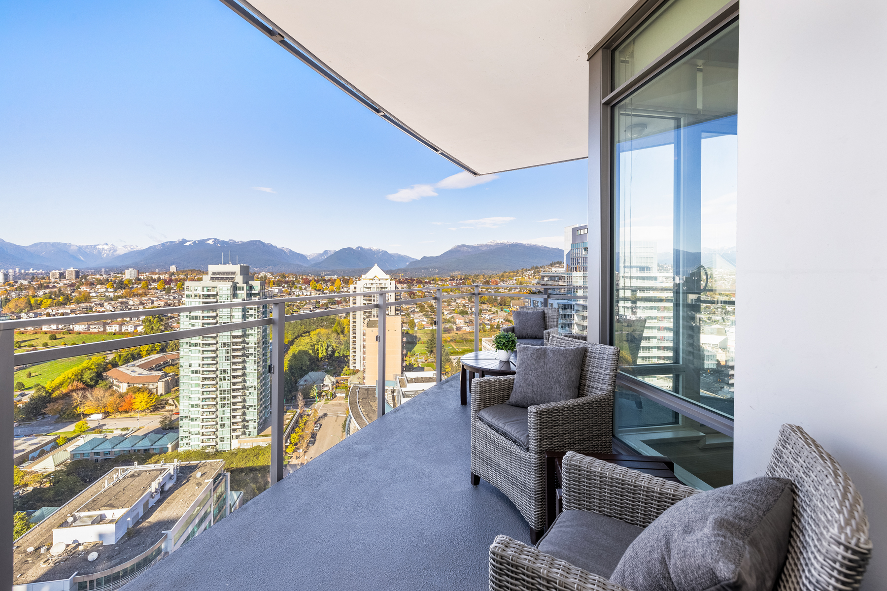 2702-2008 Rosser Ave, Burnaby BC 17