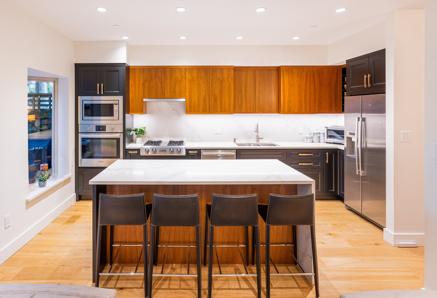 16-3750 Edgemont Blvd, North Vancouver, BC 11